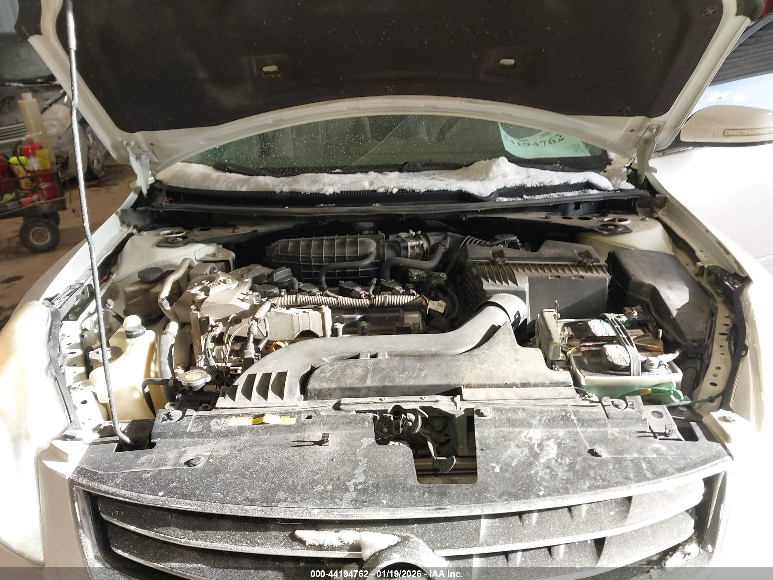 NISSAN ALTIMA image 10