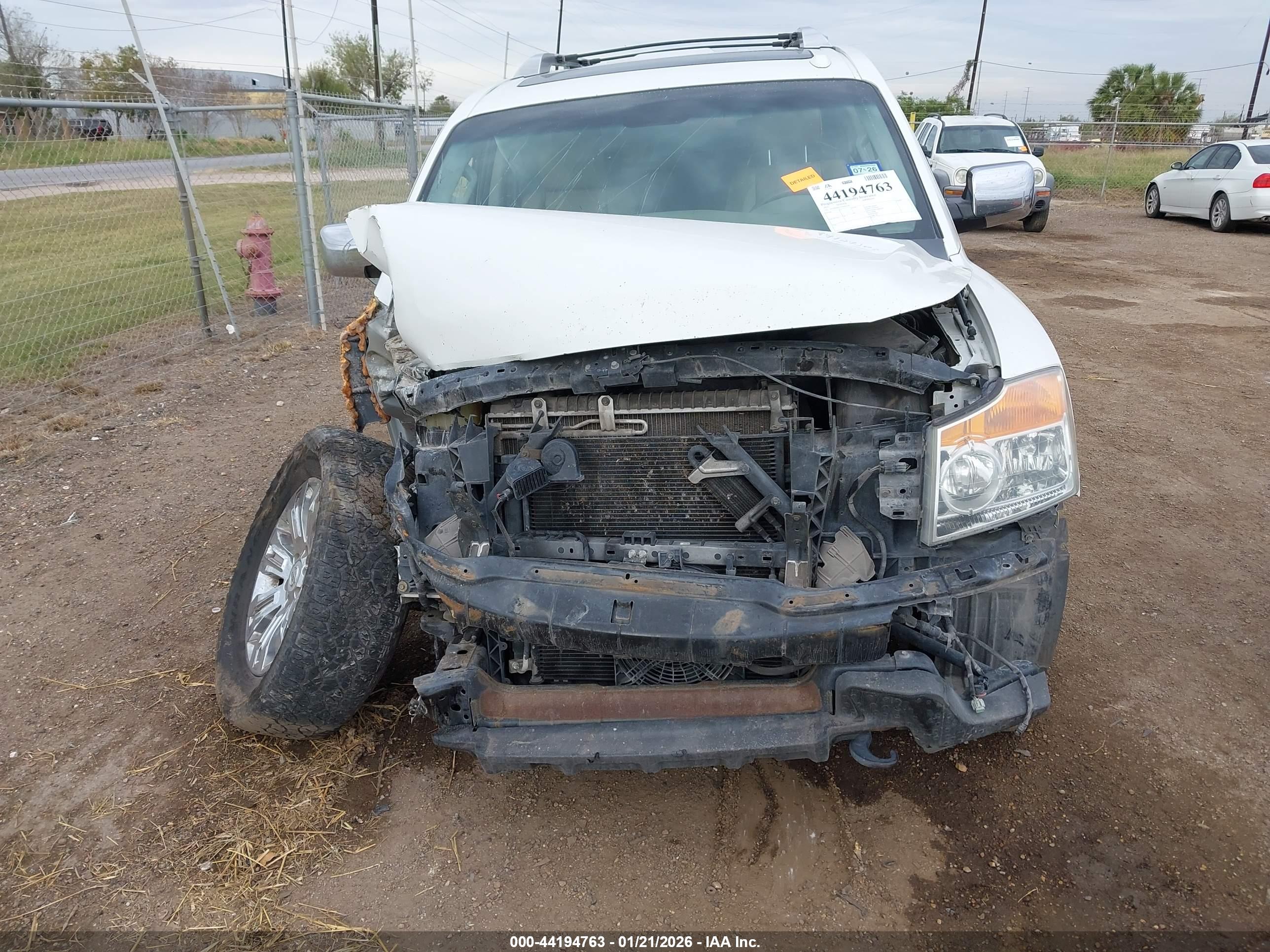 NISSAN ARMADA image 6