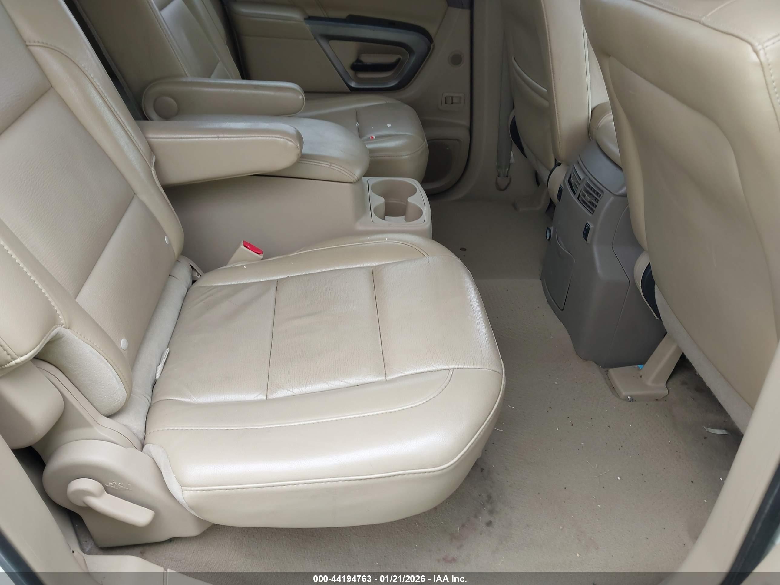 NISSAN ARMADA image 8