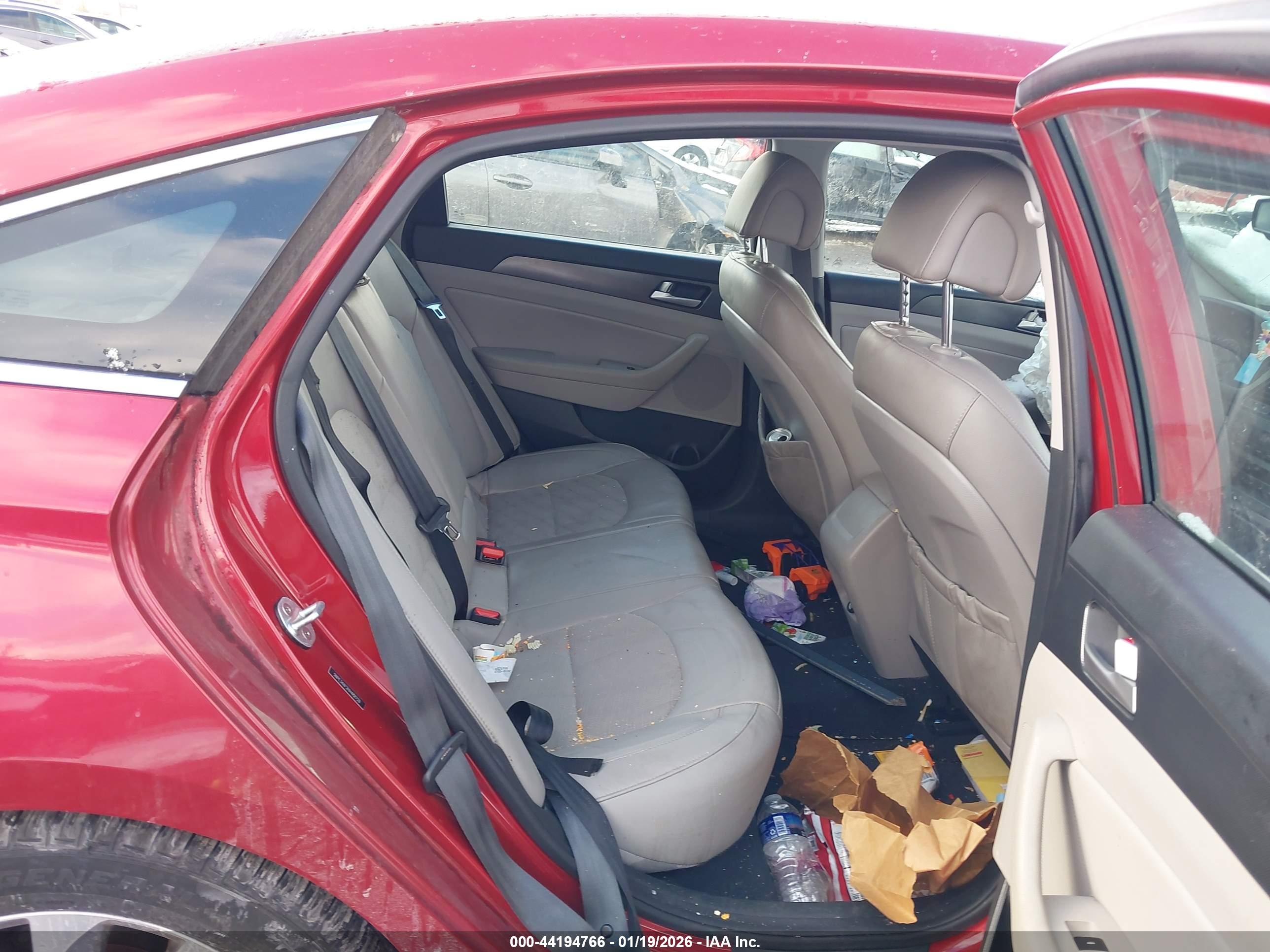 HYUNDAI SONATA image 8