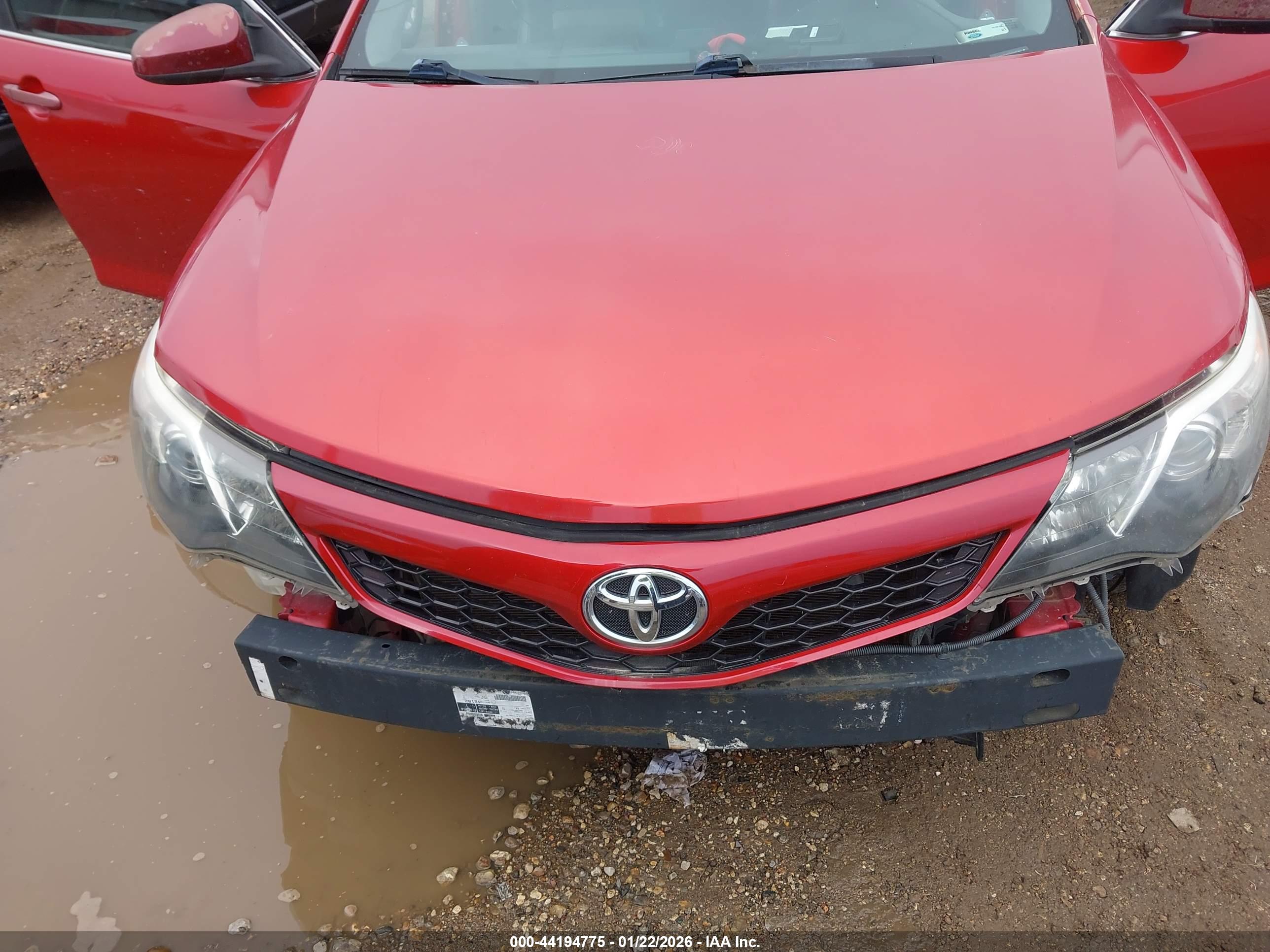 TOYOTA CAMRY image 6
