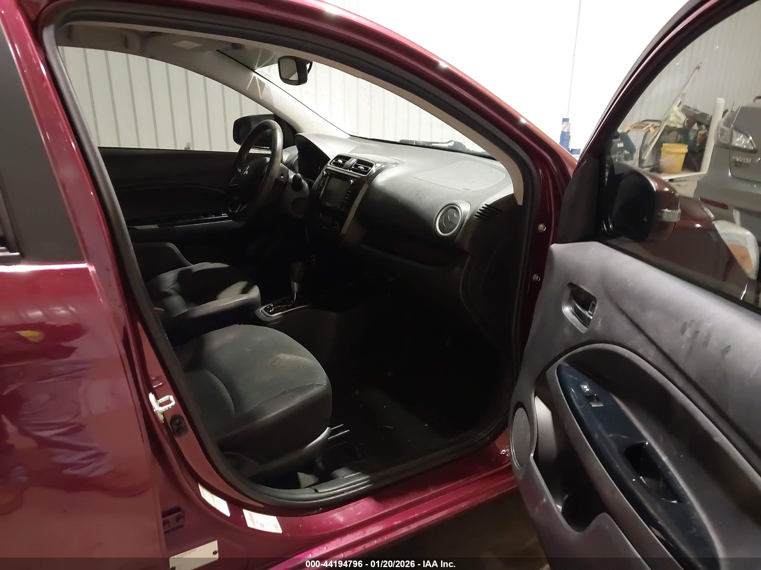 MITSUBISHI MIRAGE image 5