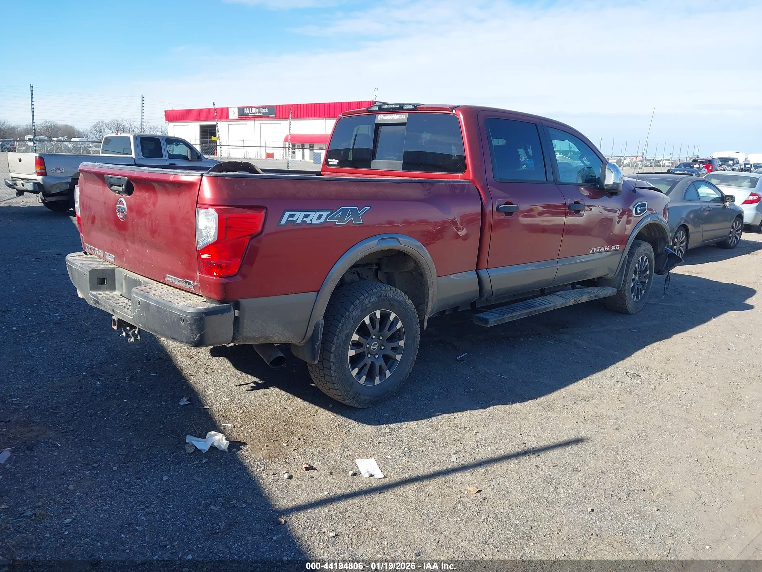 NISSAN TITAN image 4