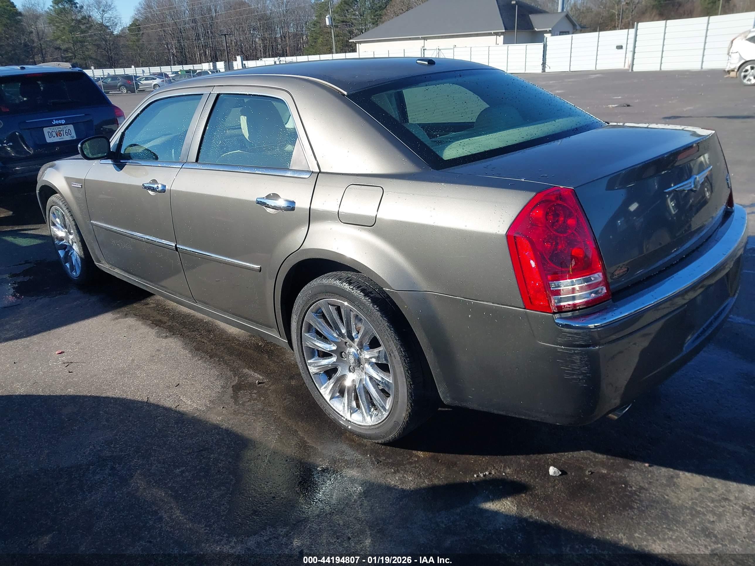 CHRYSLER 300C image 3