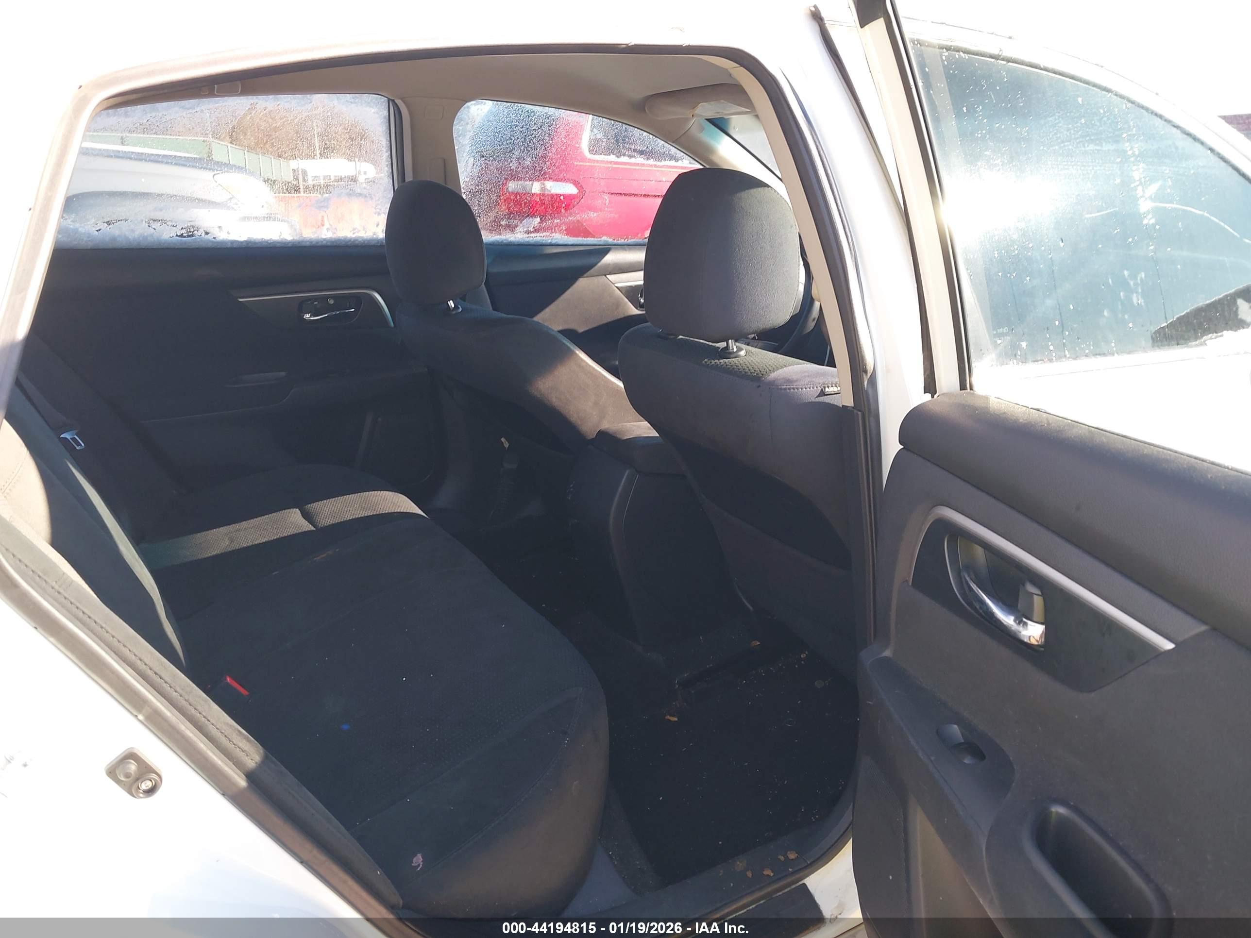 NISSAN ALTIMA image 8