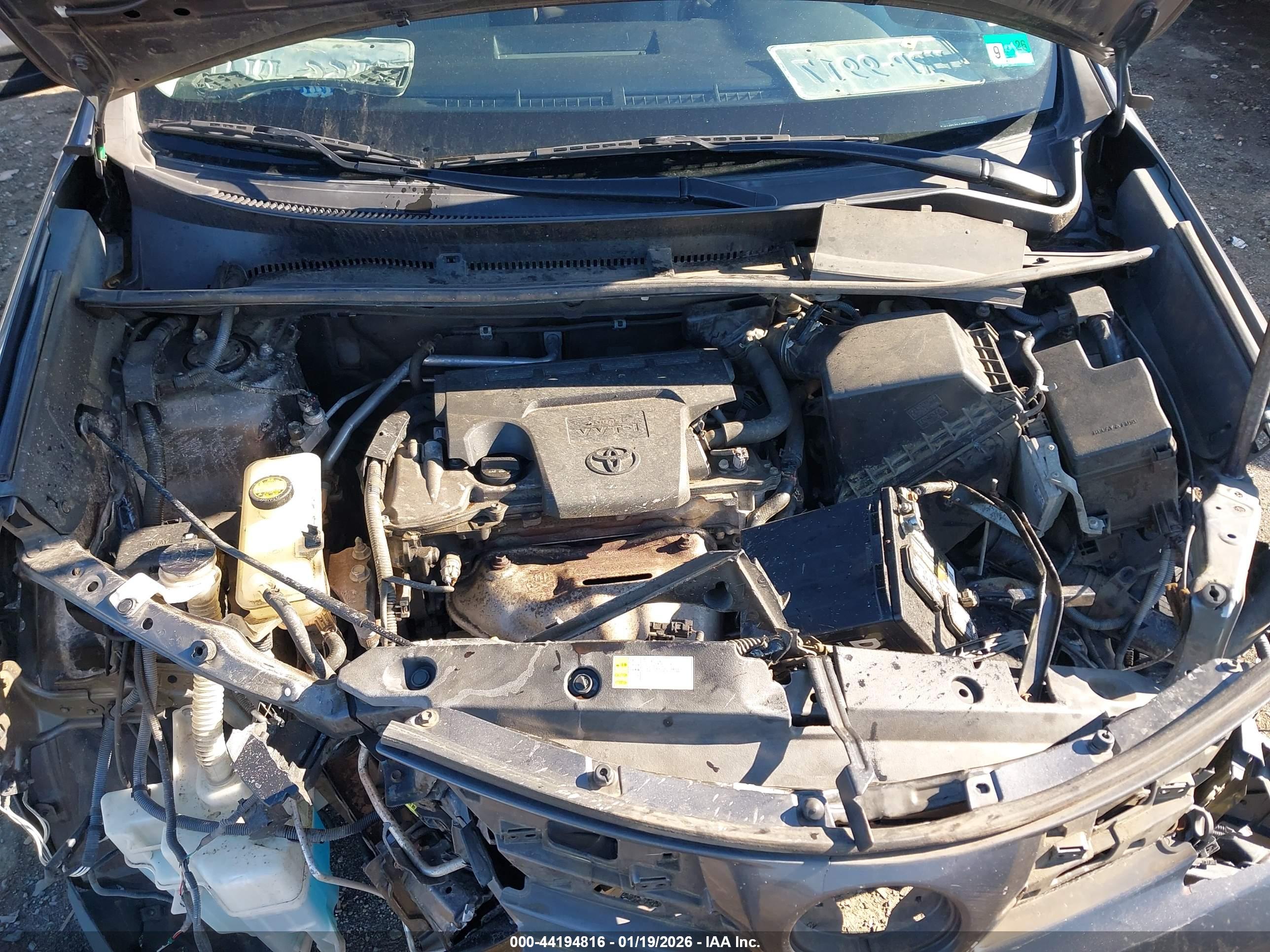 TOYOTA RAV4 image 10