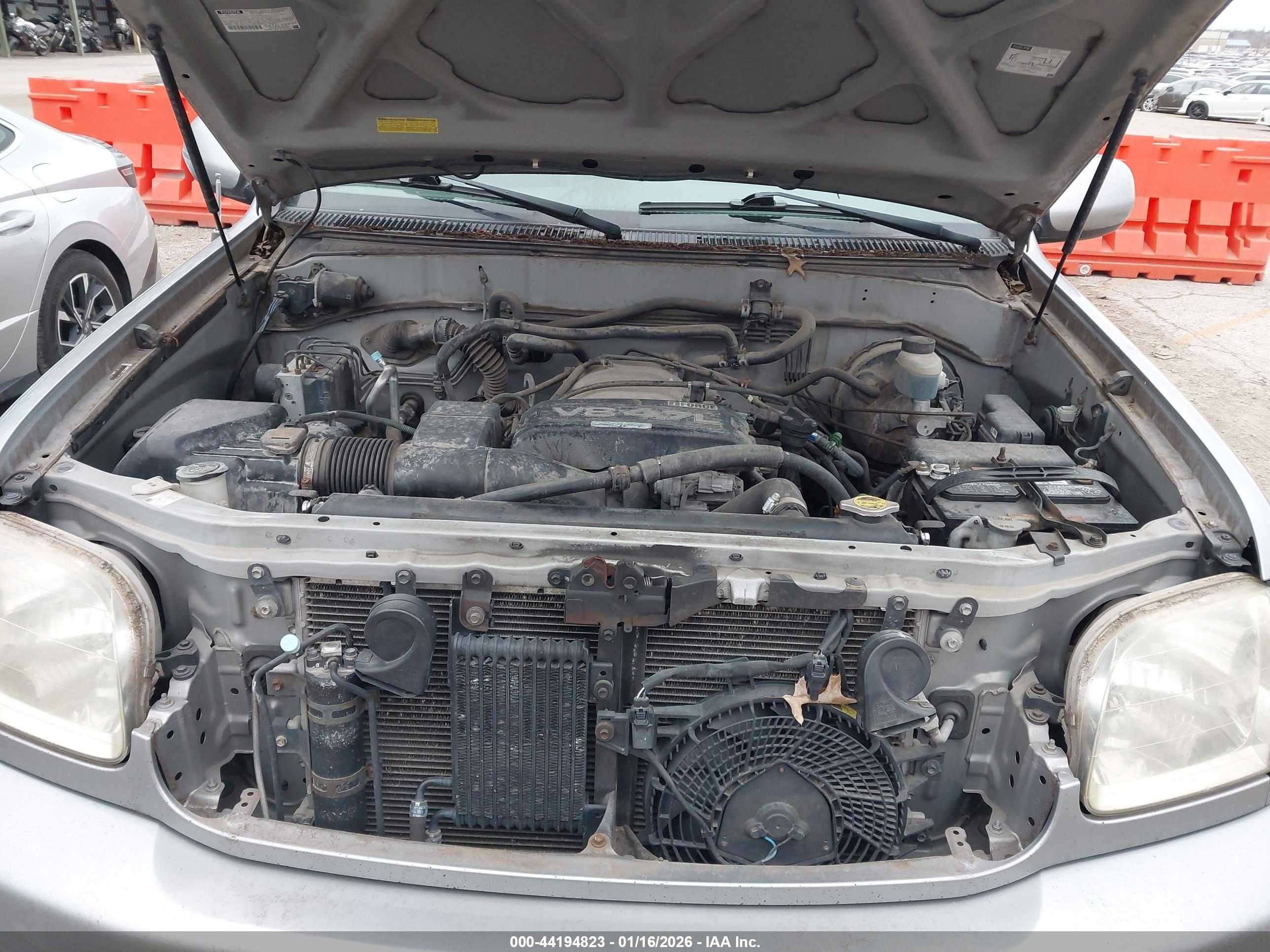 TOYOTA SEQUOIA image 10