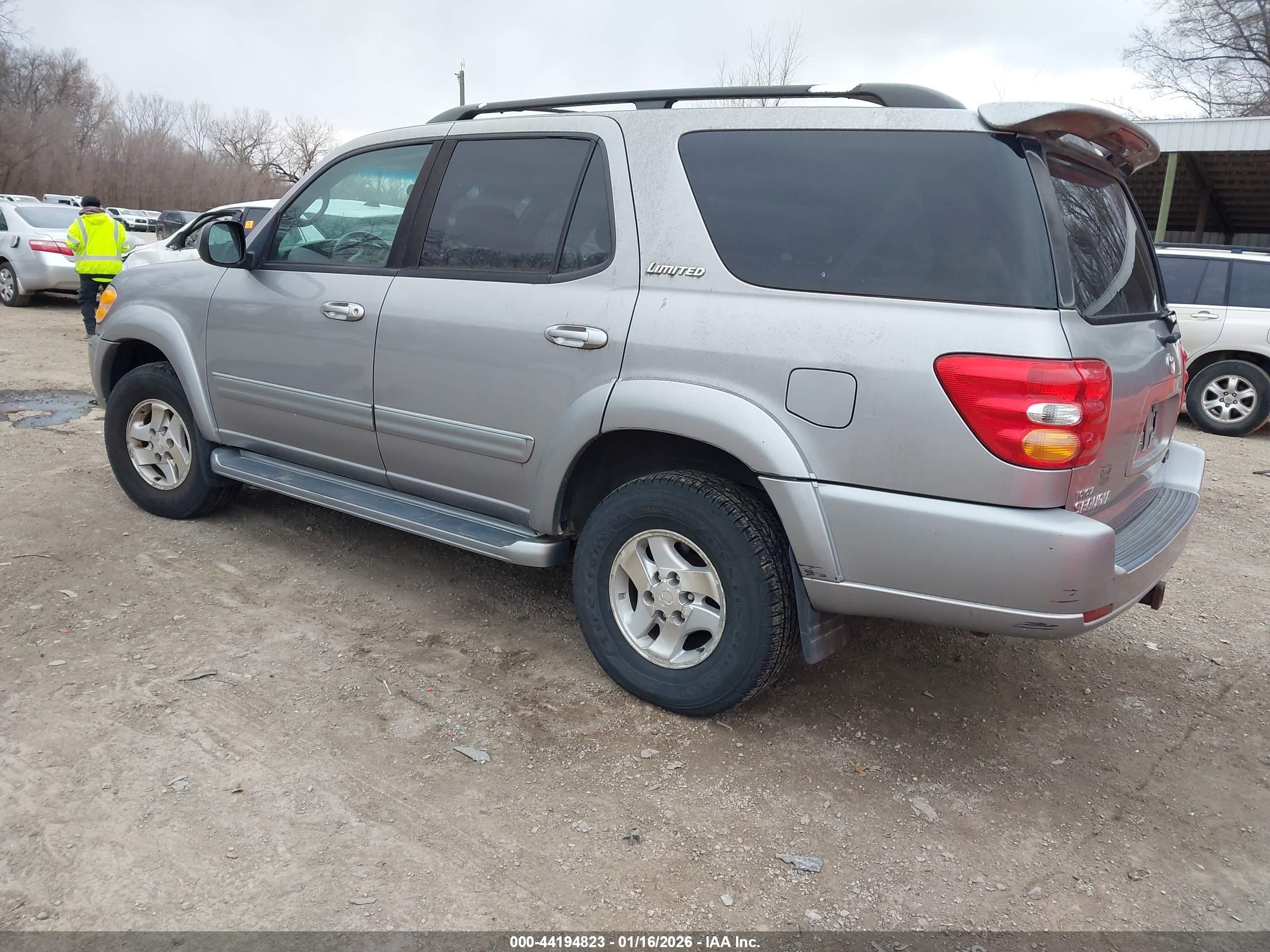 TOYOTA SEQUOIA image 3