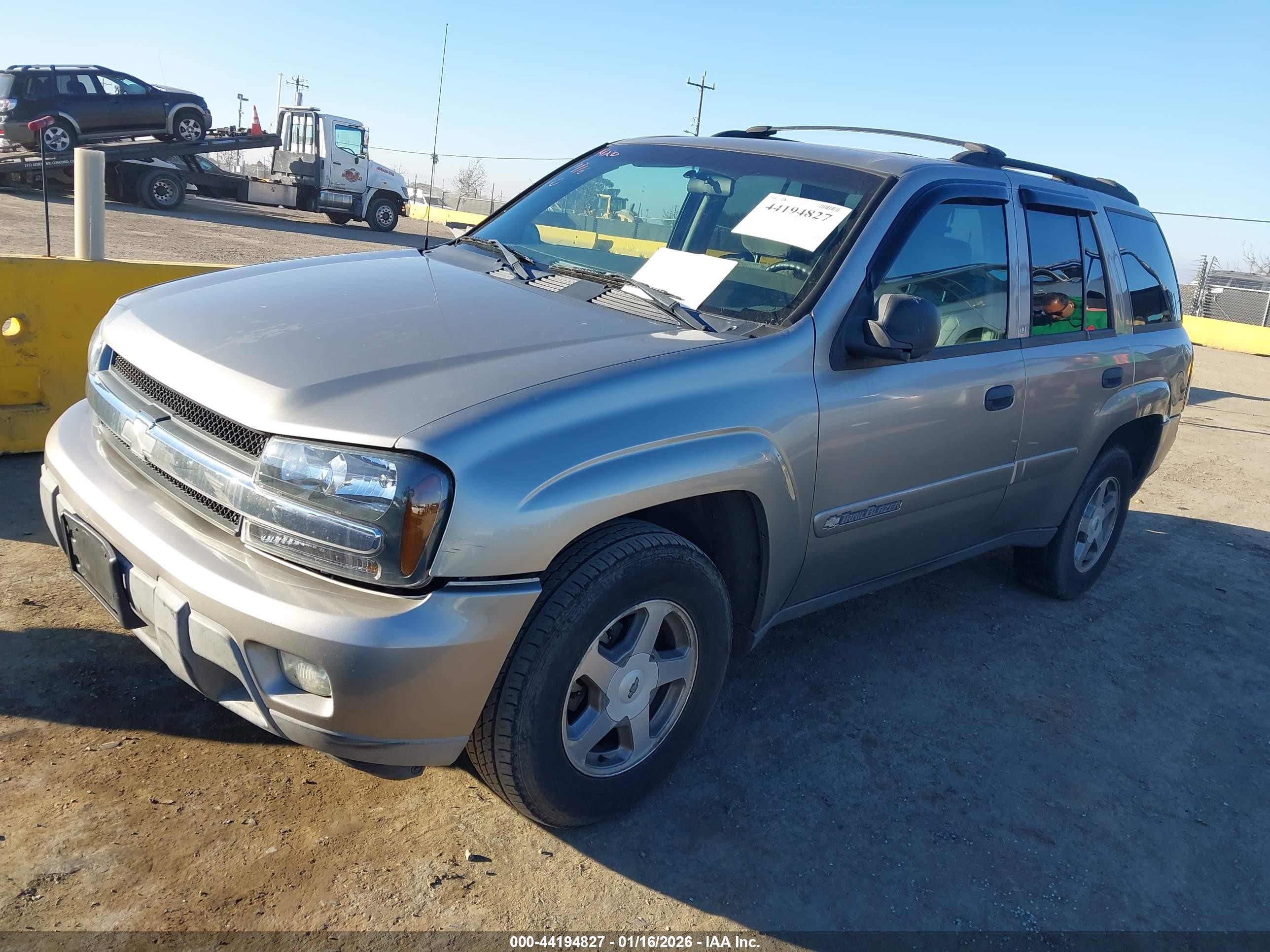 CHEVROLET TRAILBLAZER image 2