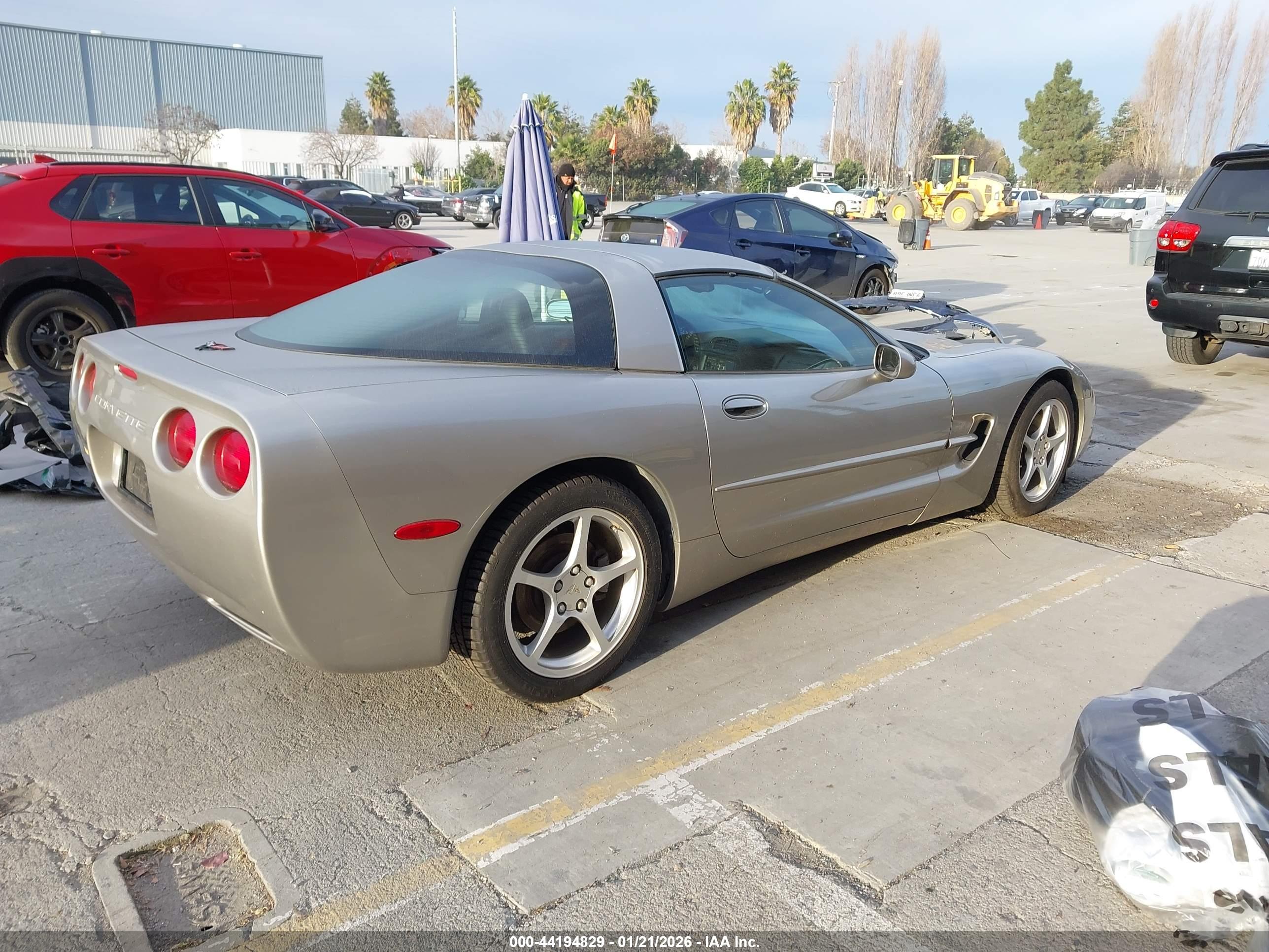 CHEVROLET CORVETTE image 4