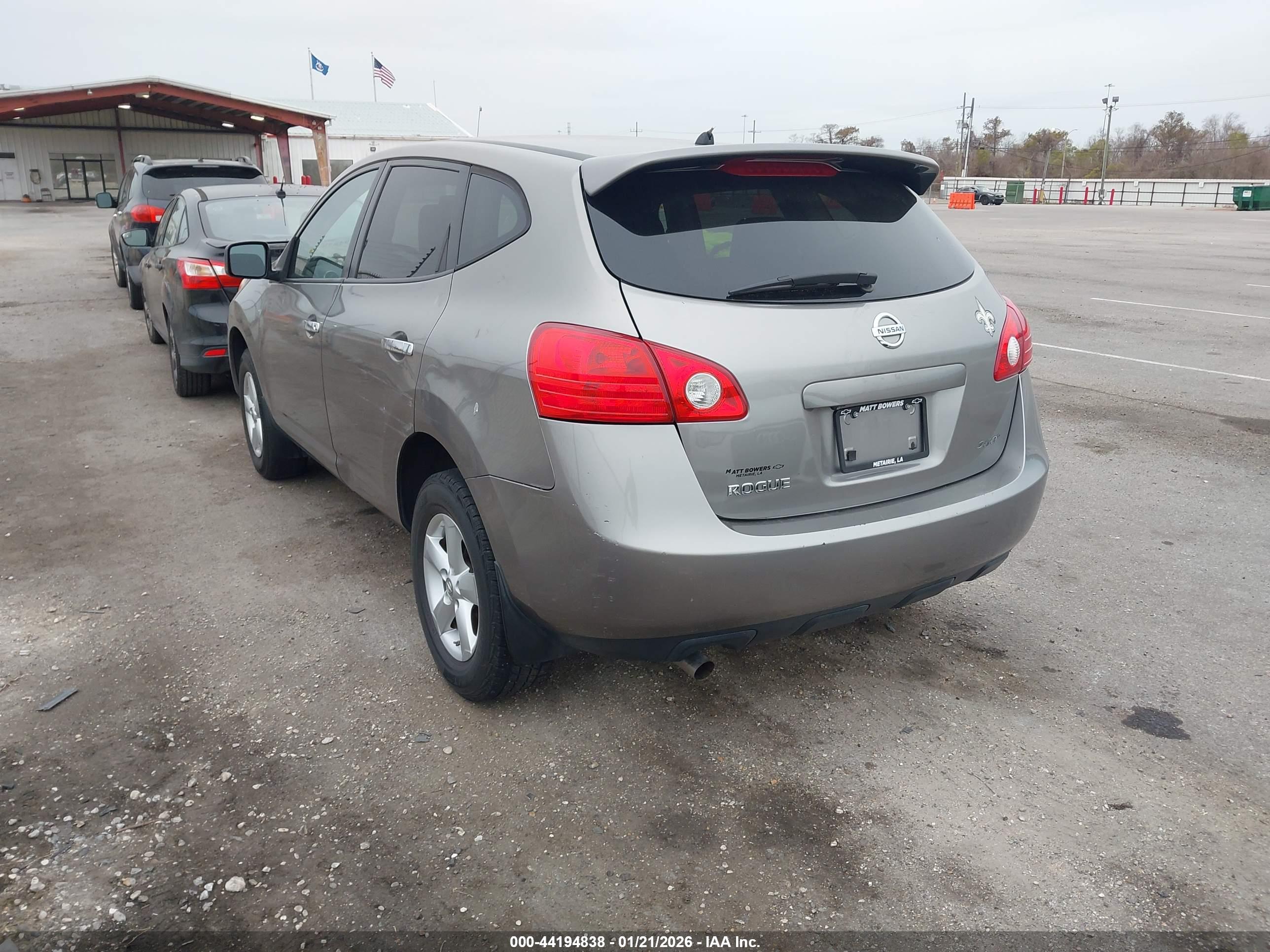 NISSAN ROGUE image 3