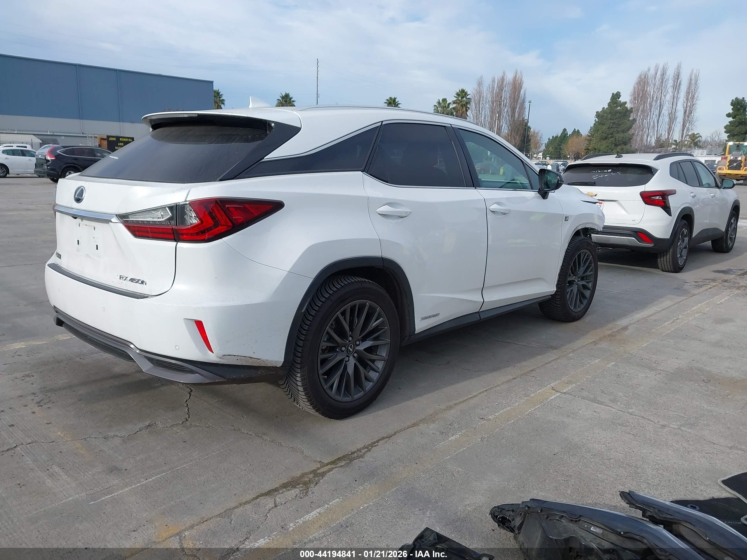 LEXUS RX image 4