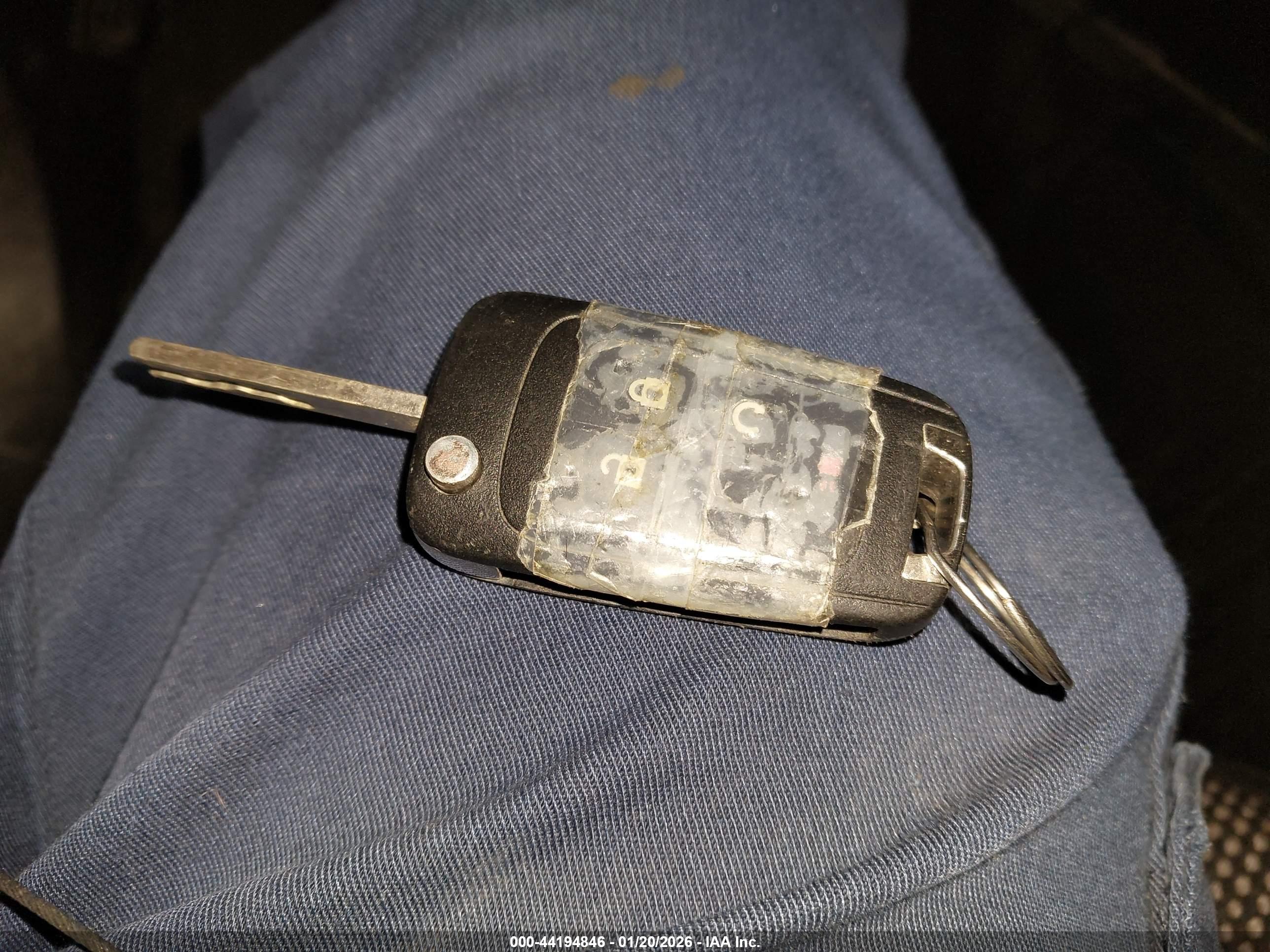 CHEVROLET EQUINOX image 11