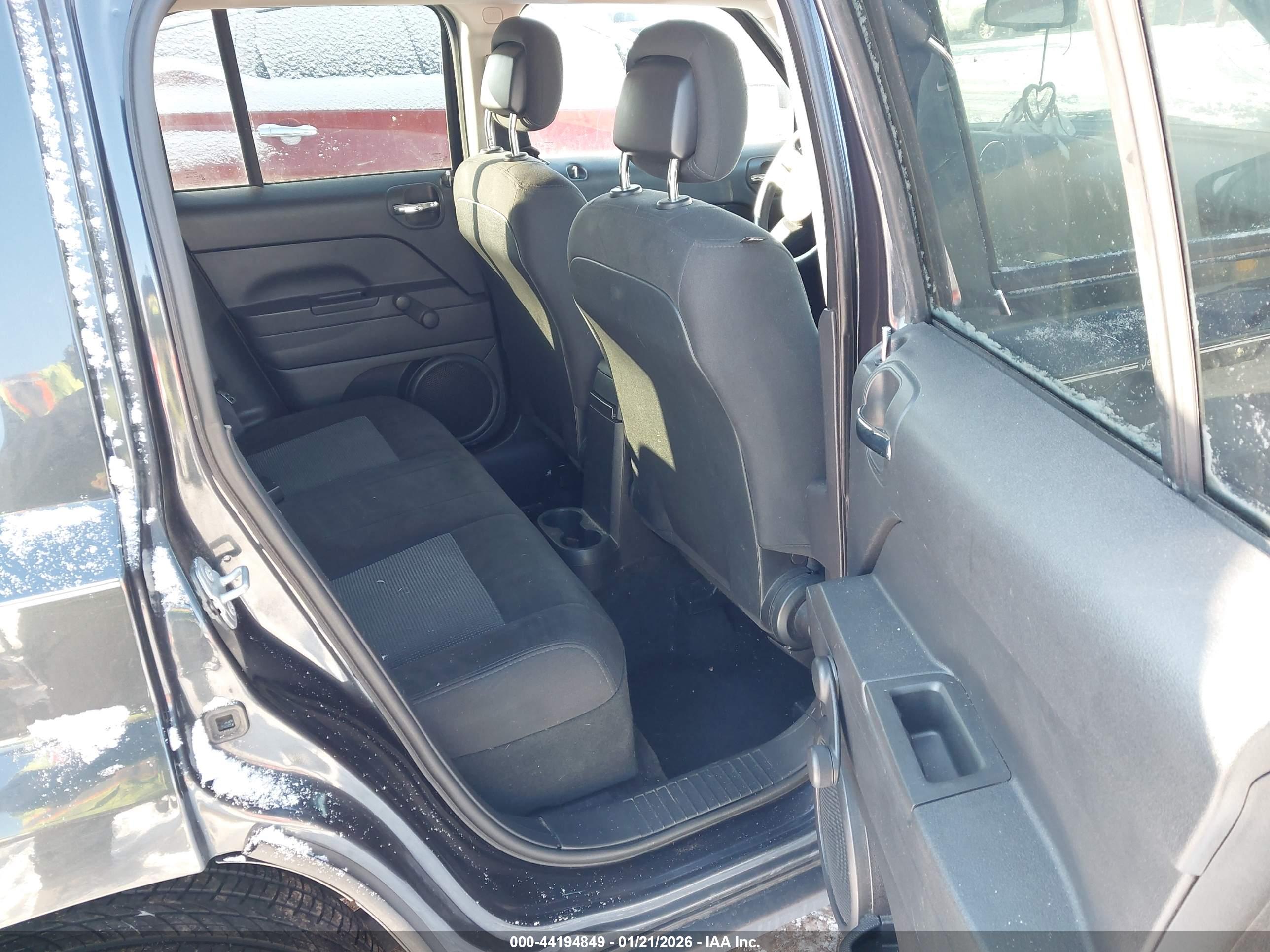 JEEP PATRIOT image 8