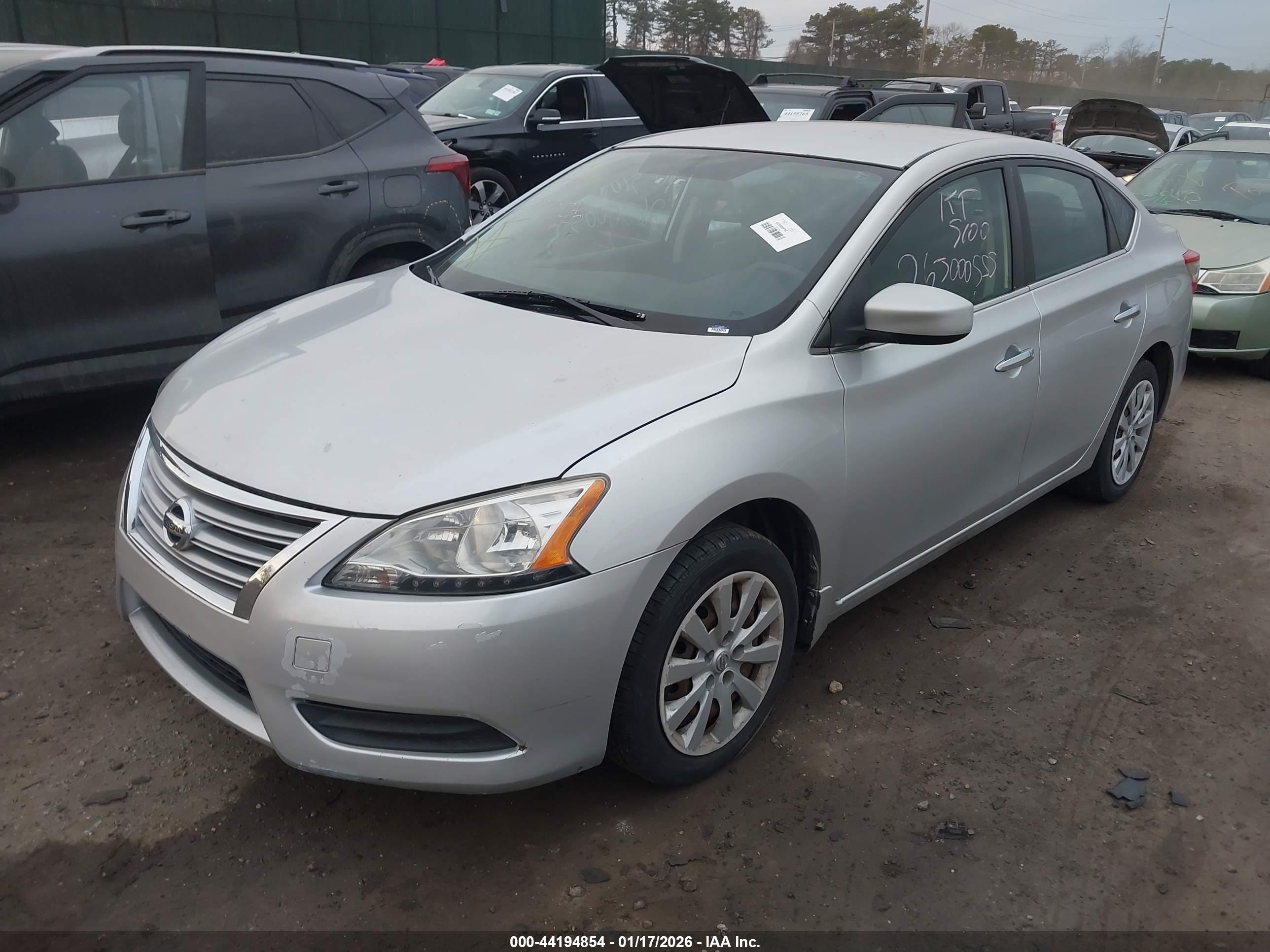 NISSAN SENTRA image 2