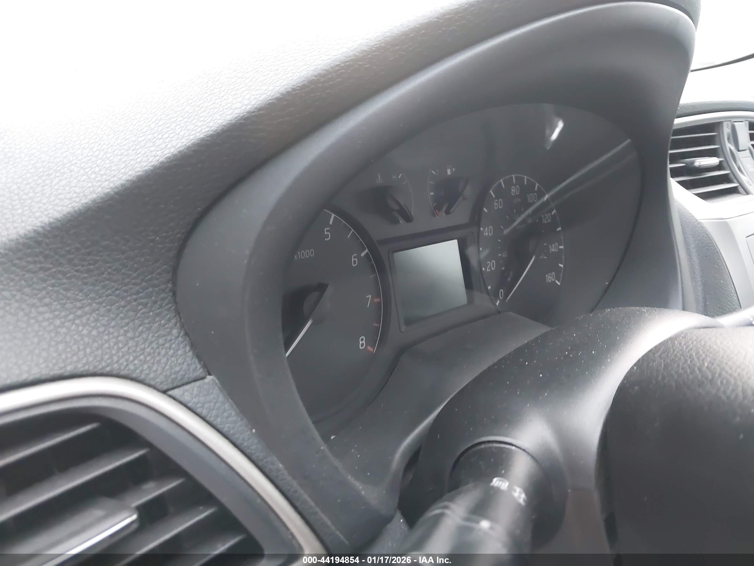 NISSAN SENTRA image 7