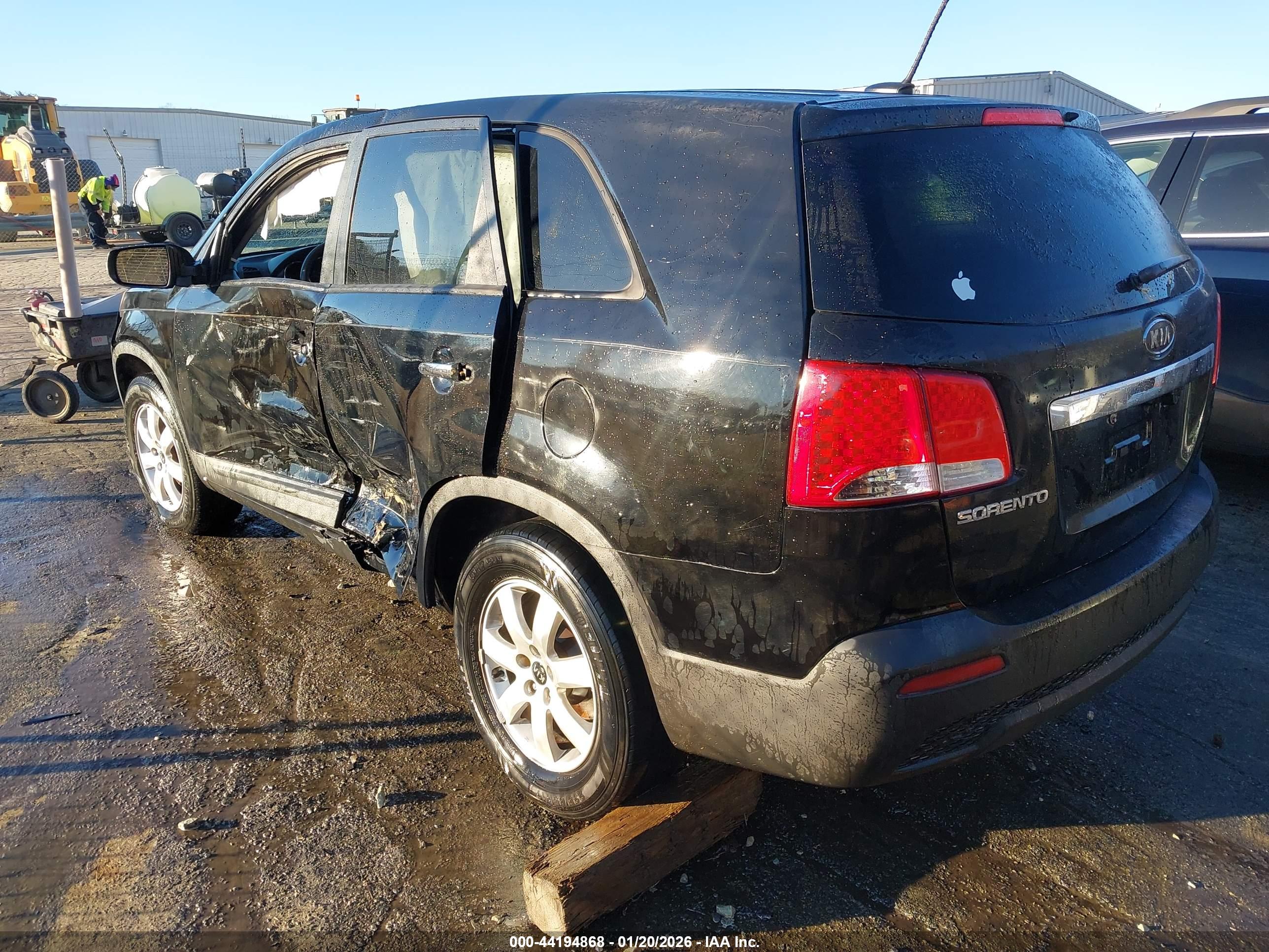 KIA SORENTO image 3