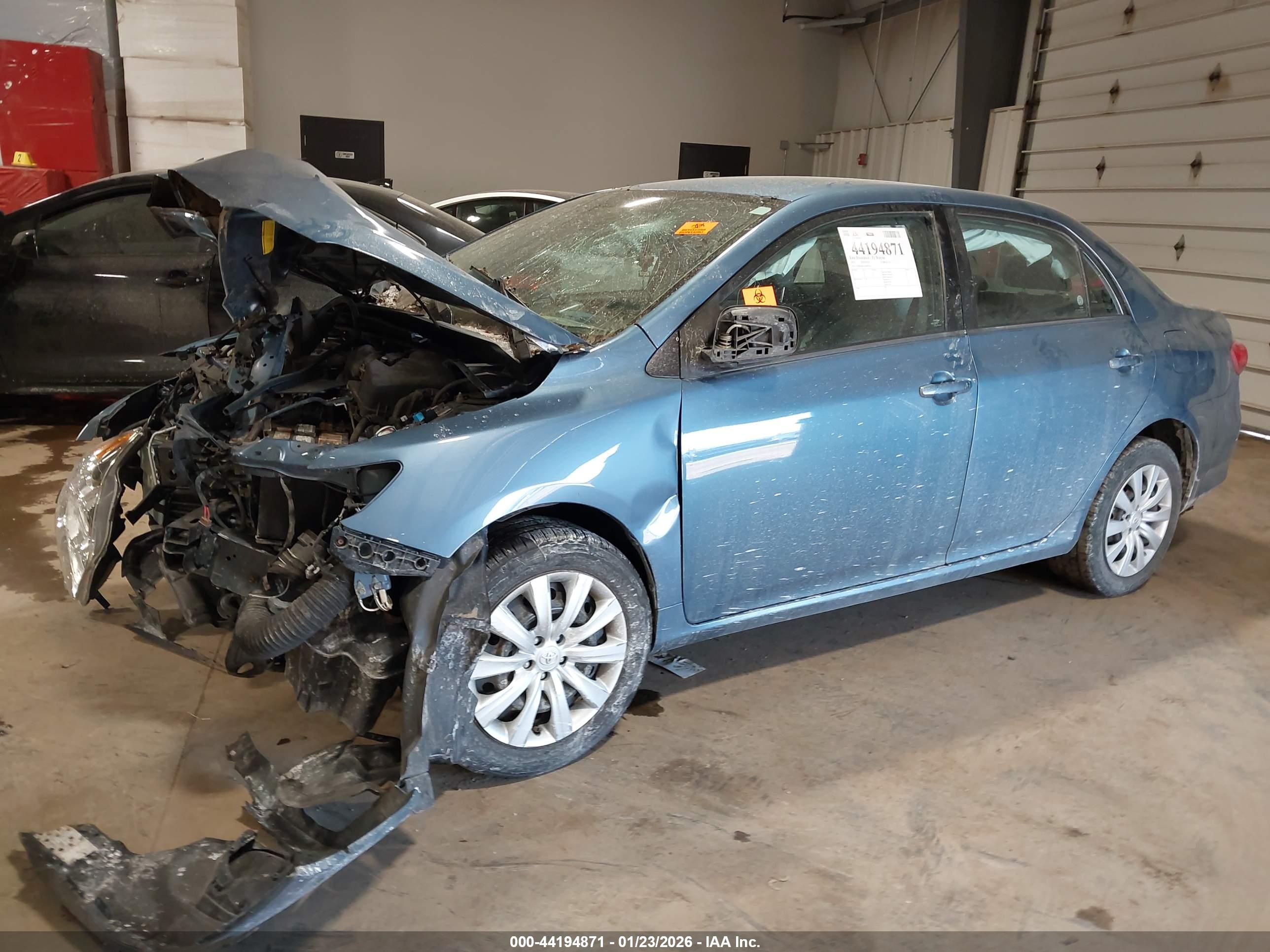 TOYOTA COROLLA image 2