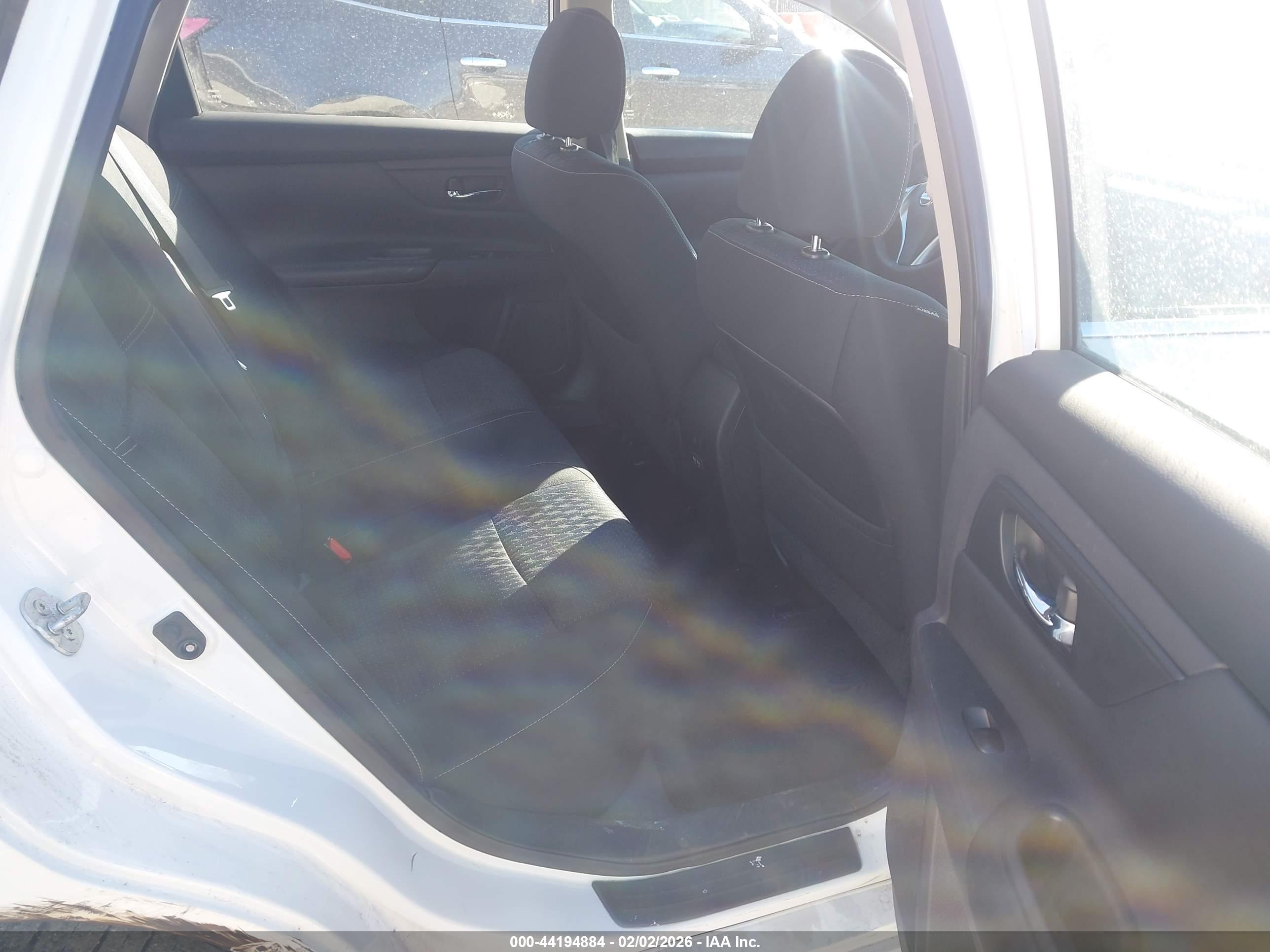 NISSAN ALTIMA image 8