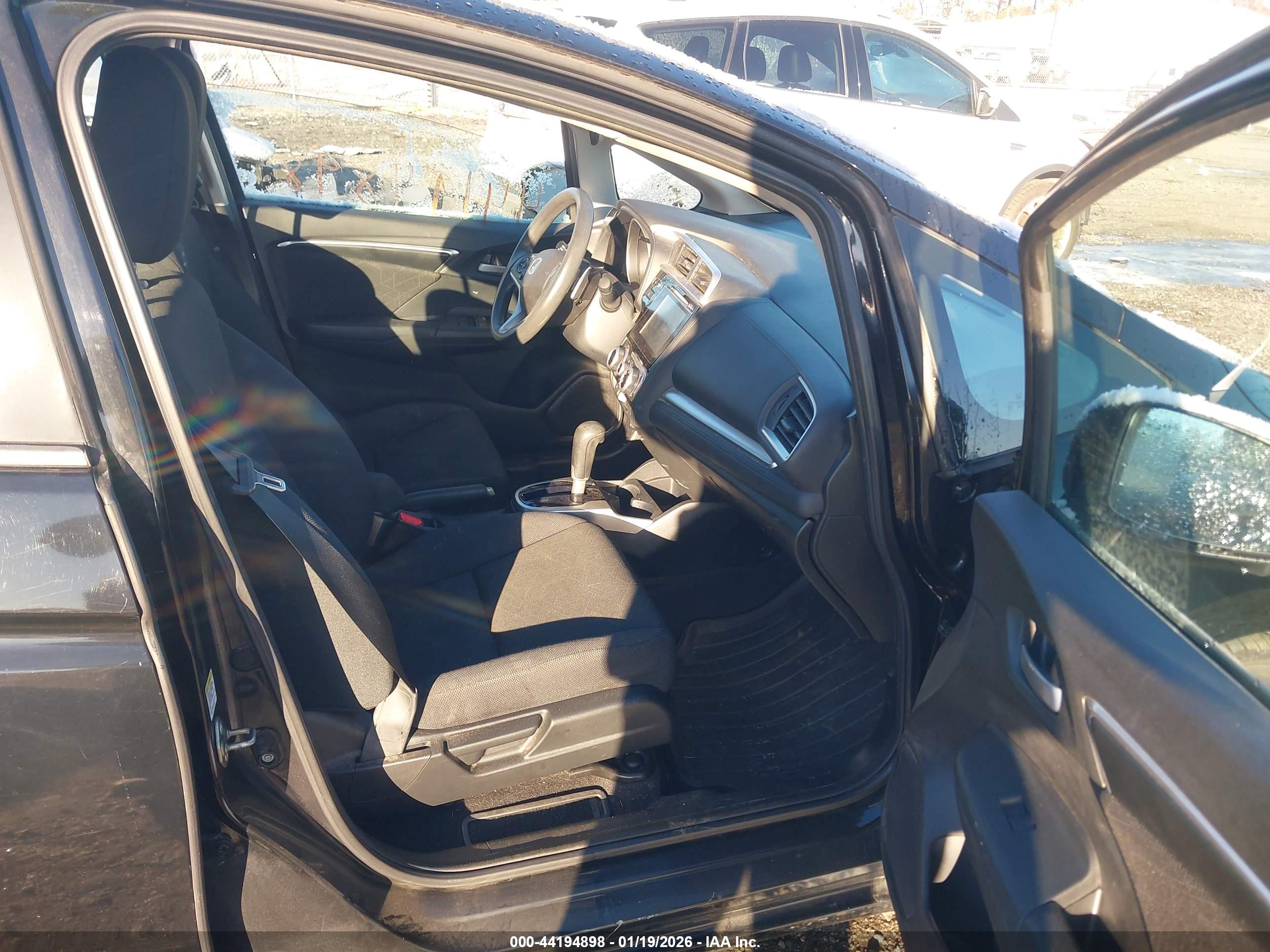 HONDA FIT image 5
