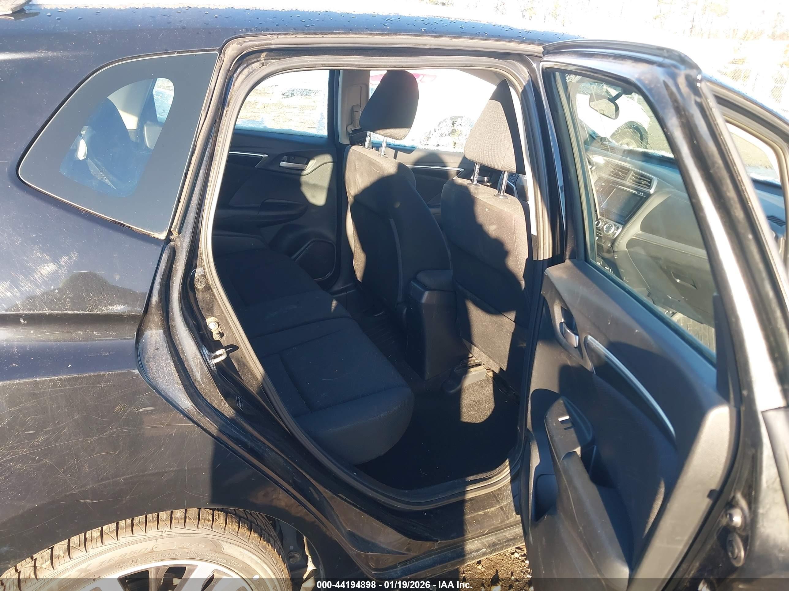 HONDA FIT image 8