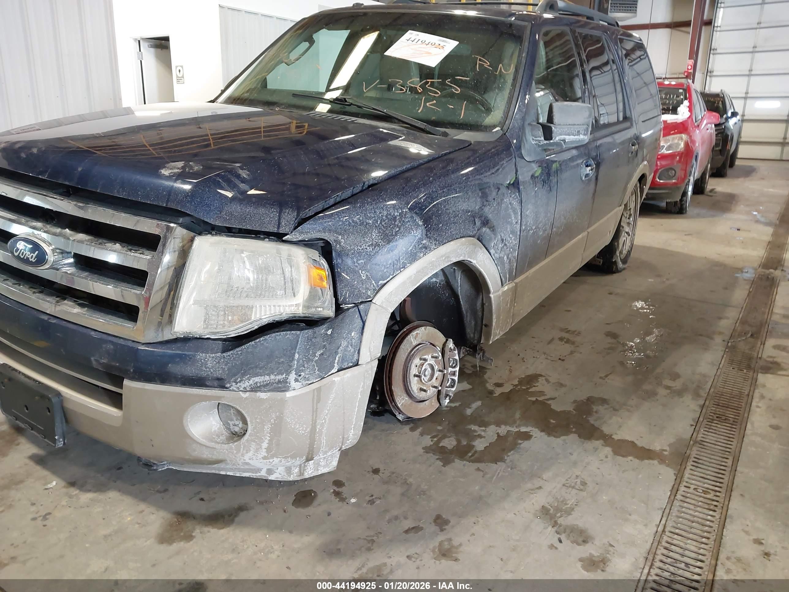 FORD EXPEDITION image 6