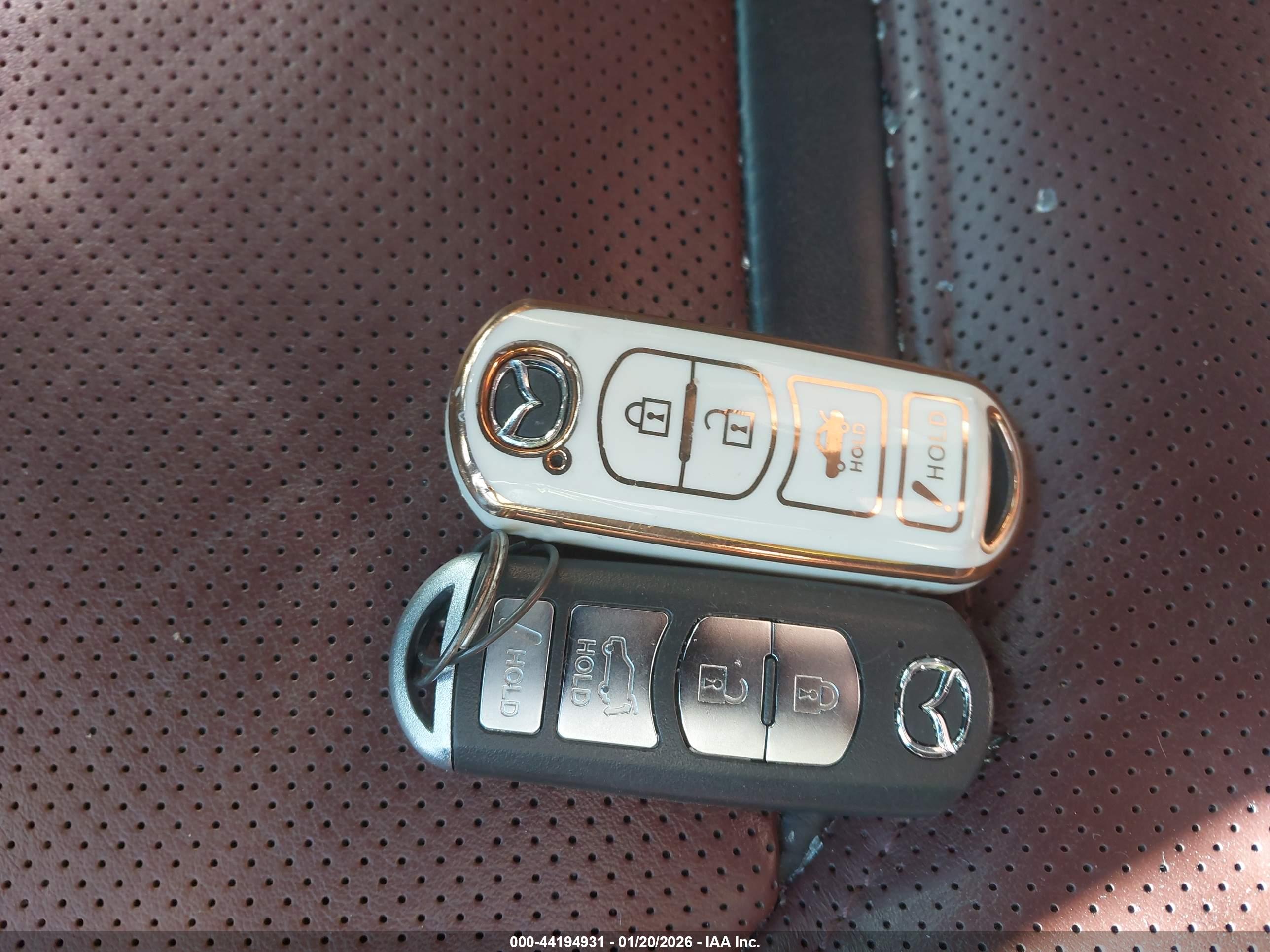 MAZDA CX-9 image 11