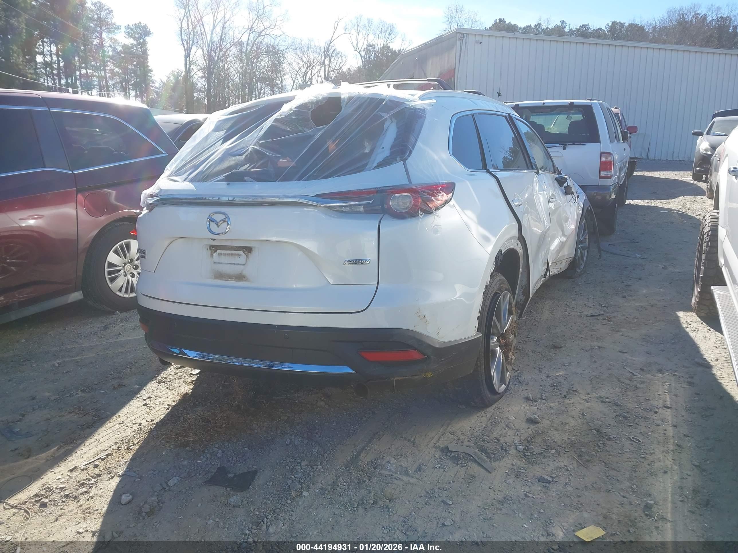 MAZDA CX-9 image 4