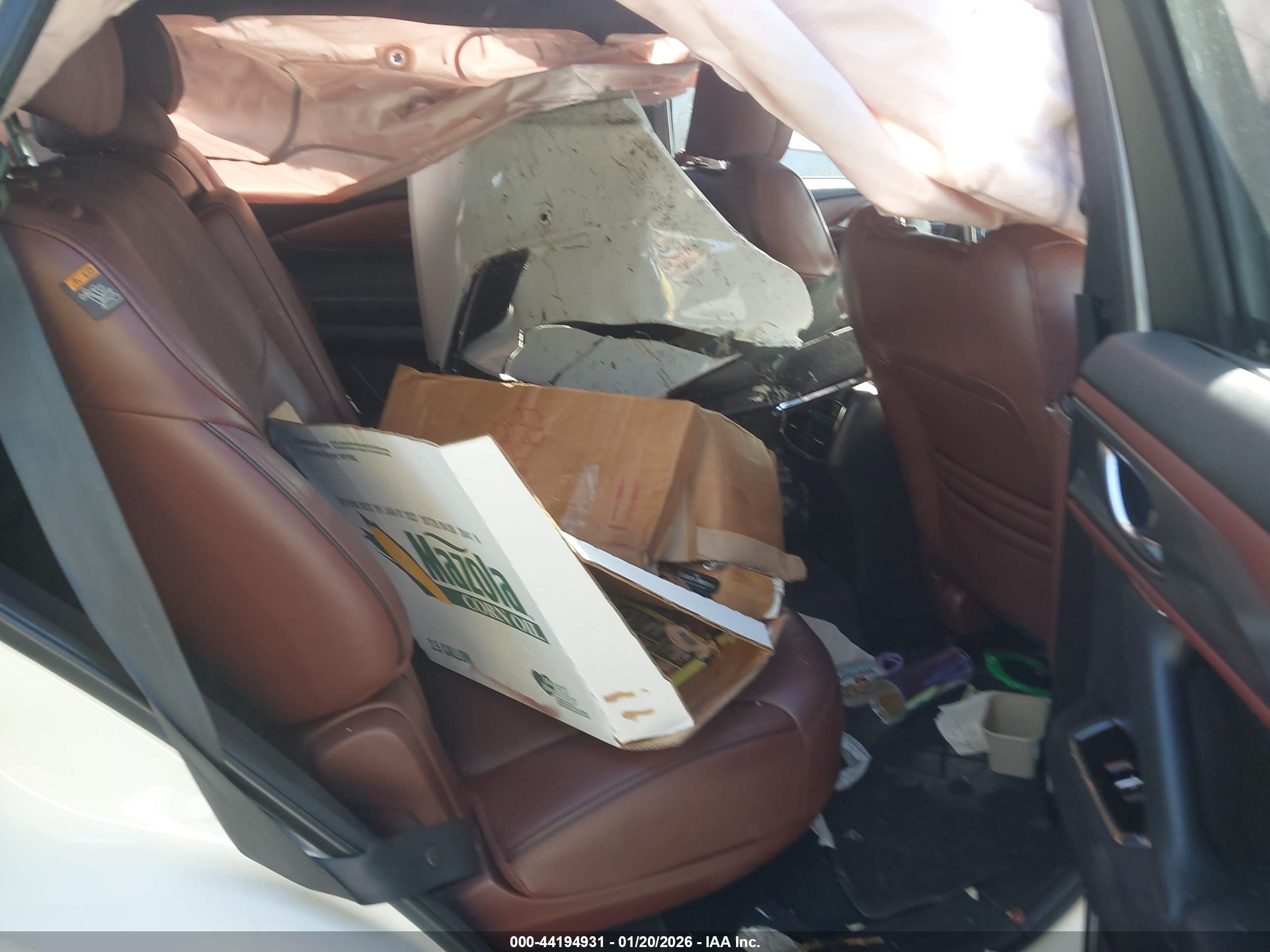 MAZDA CX-9 image 8