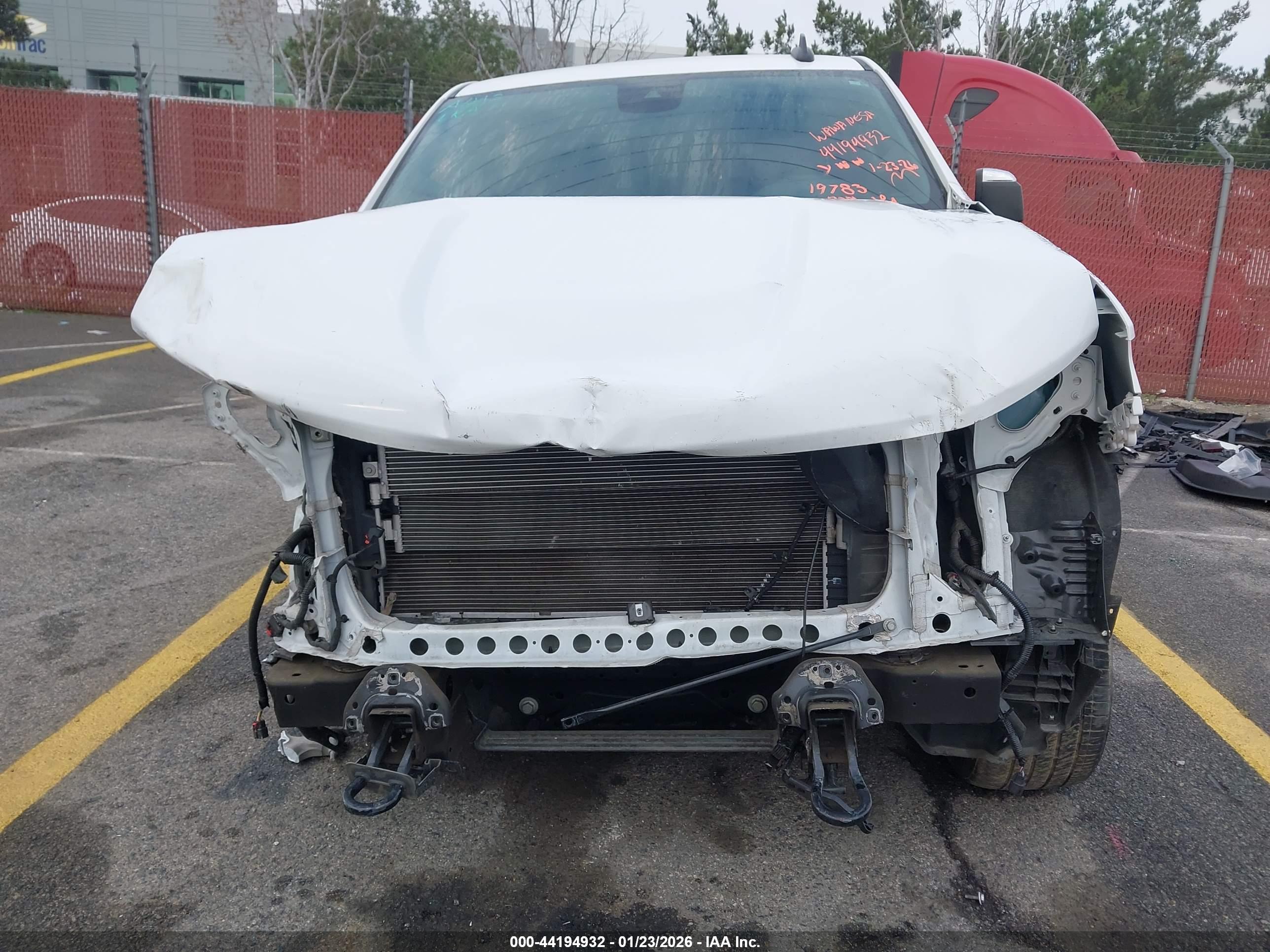 CHEVROLET SILVERADO image 6
