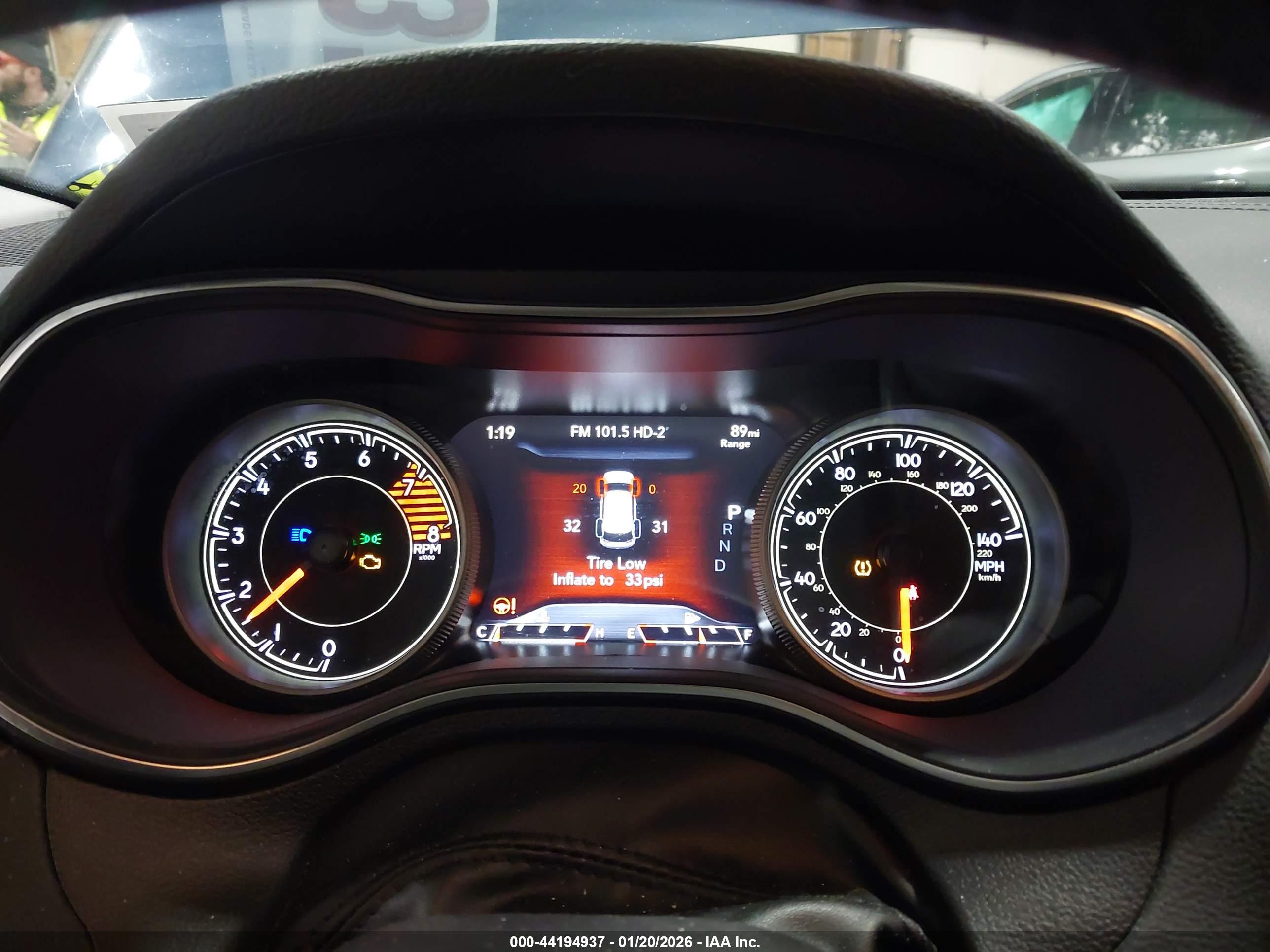 JEEP CHEROKEE image 7