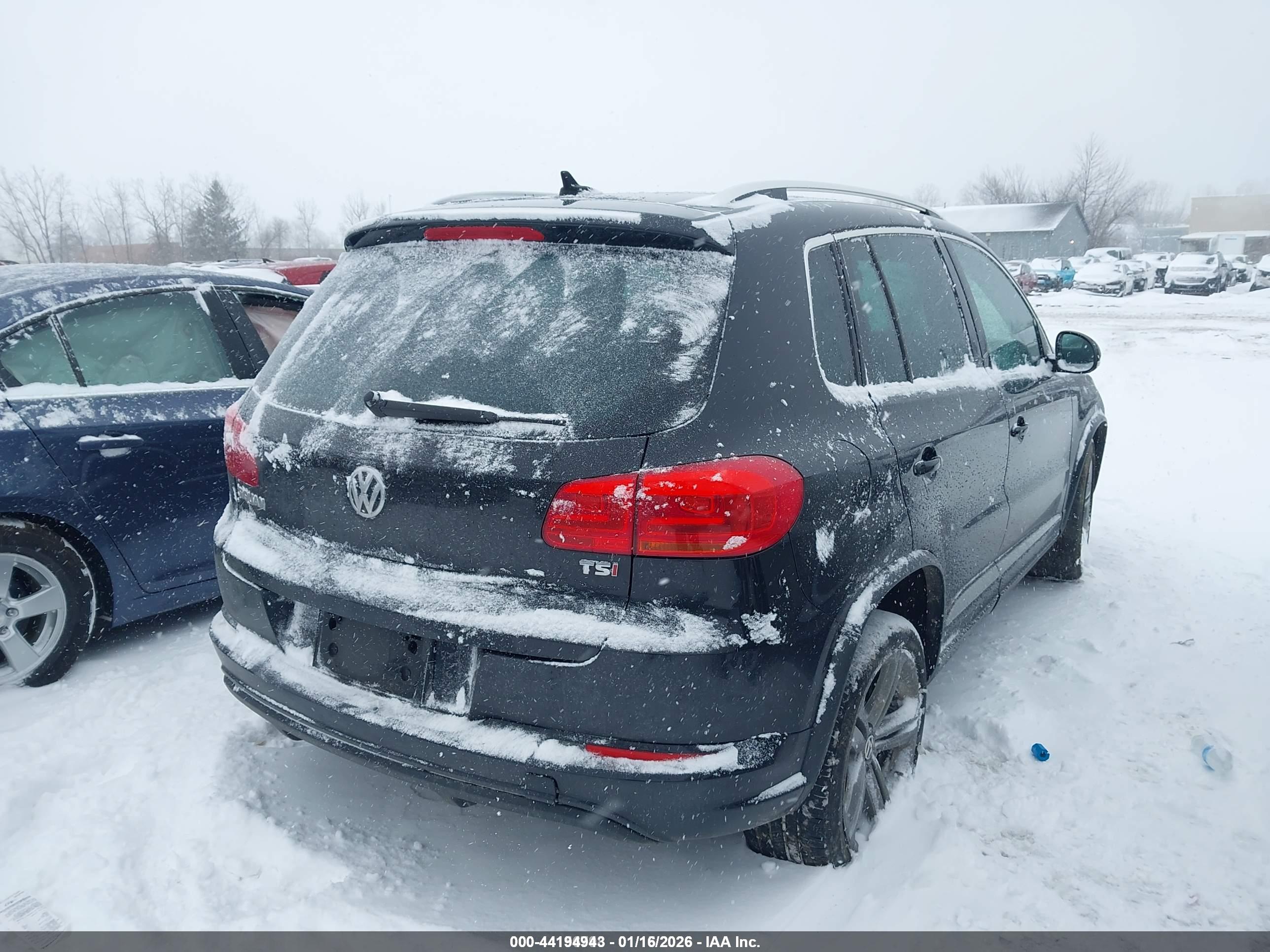 VOLKSWAGEN TIGUAN image 4