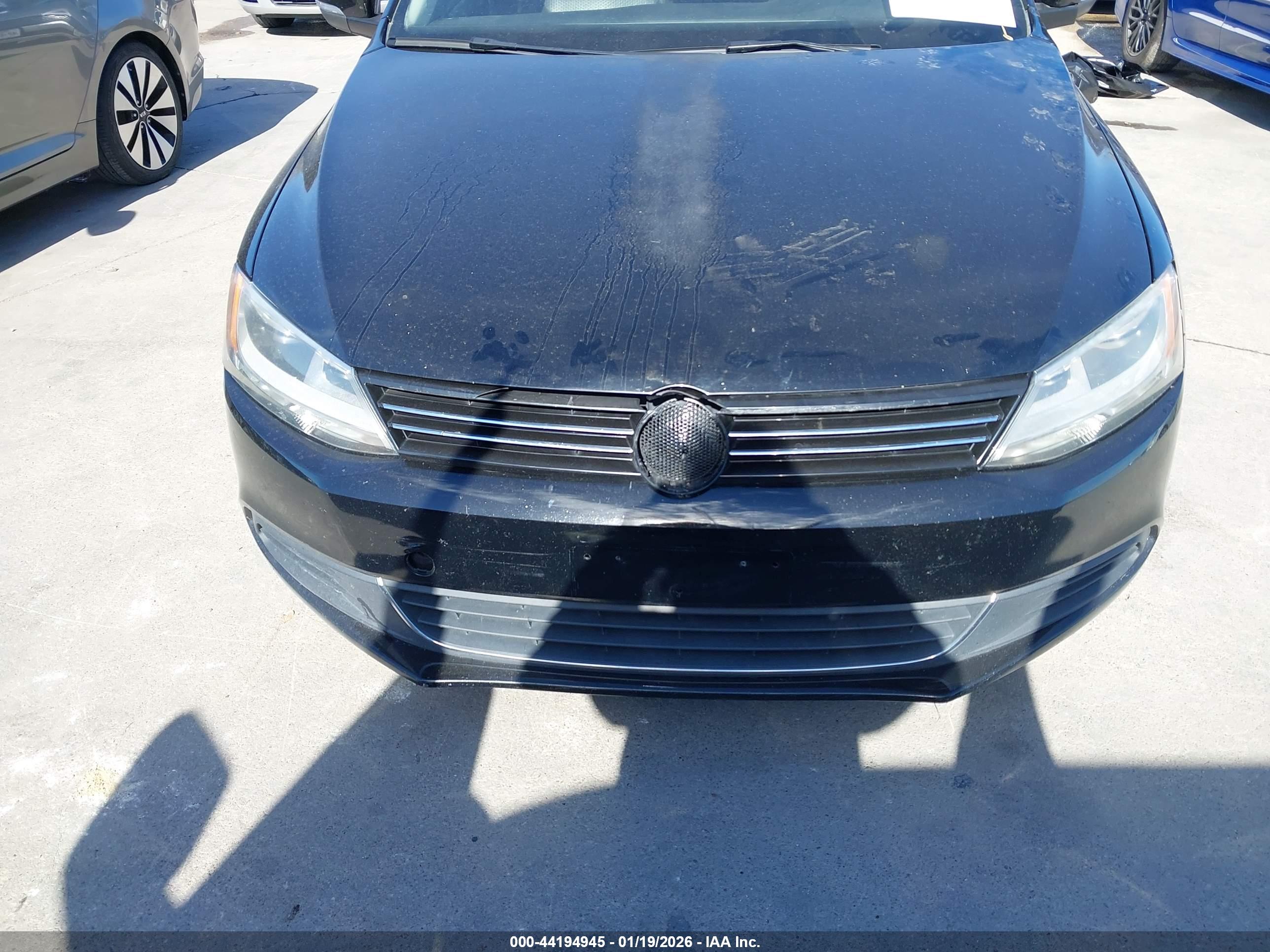 VOLKSWAGEN JETTA image 6