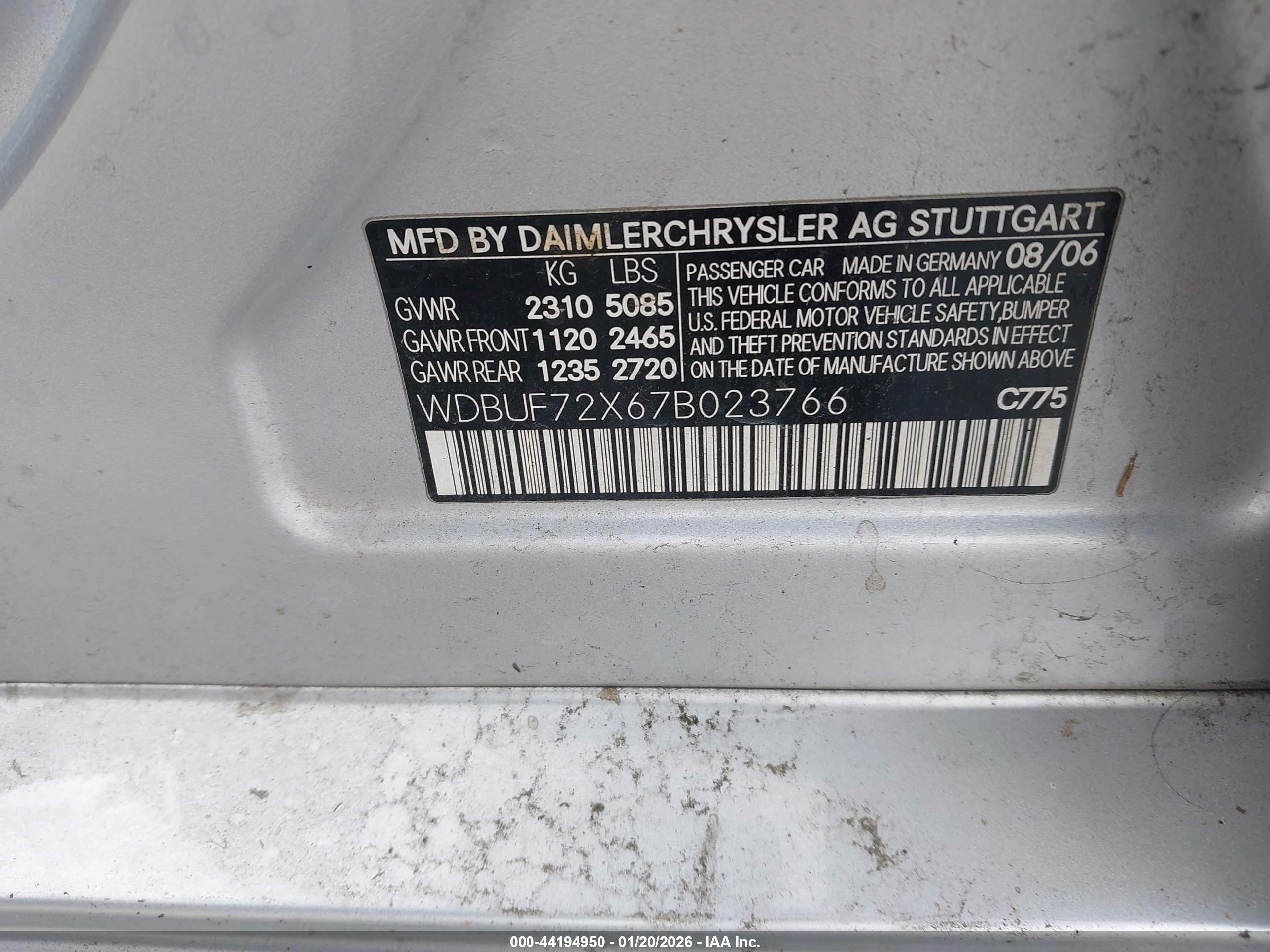 MERCEDES-BENZ E image 9