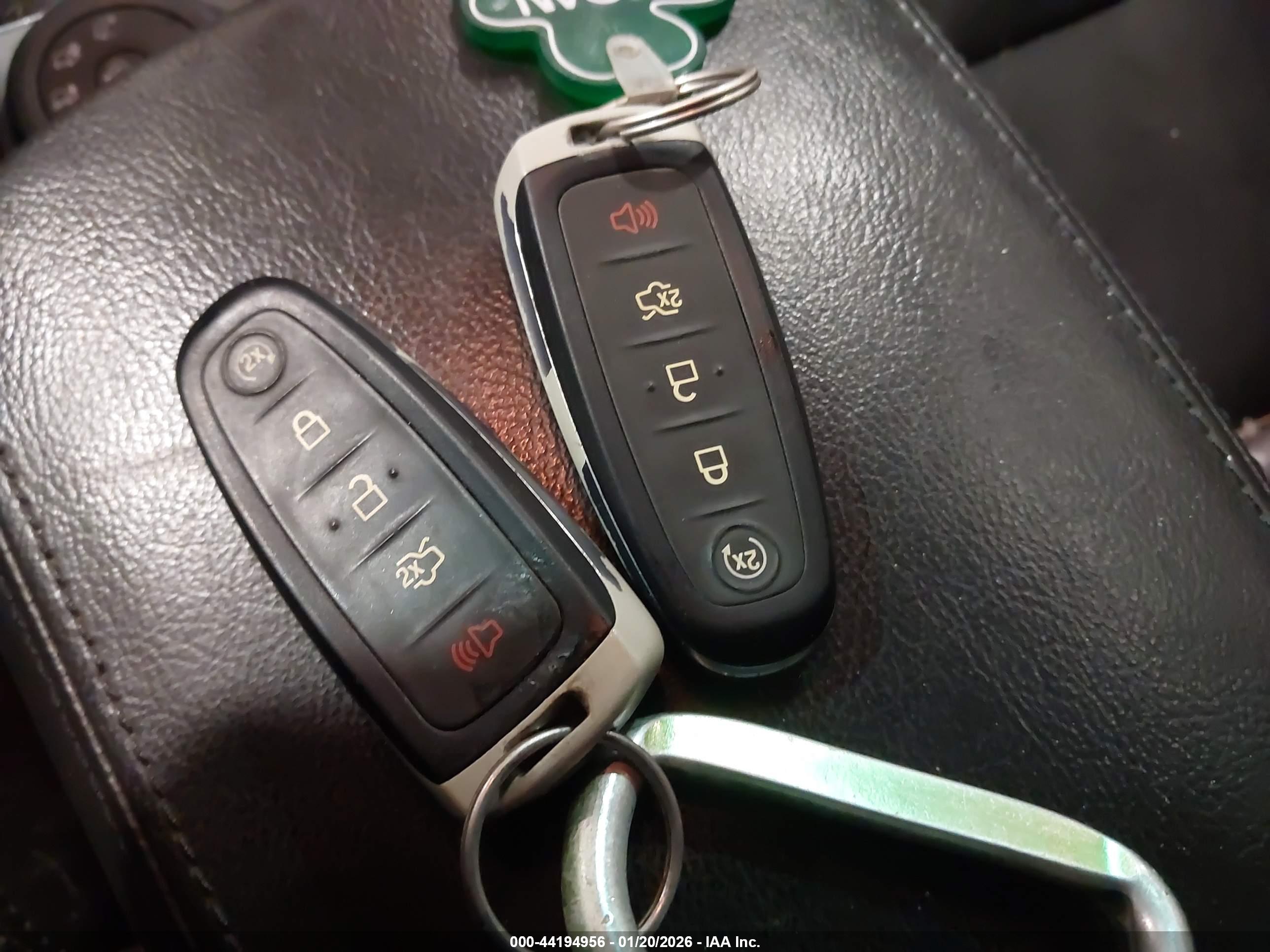 FORD EXPLORER image 11