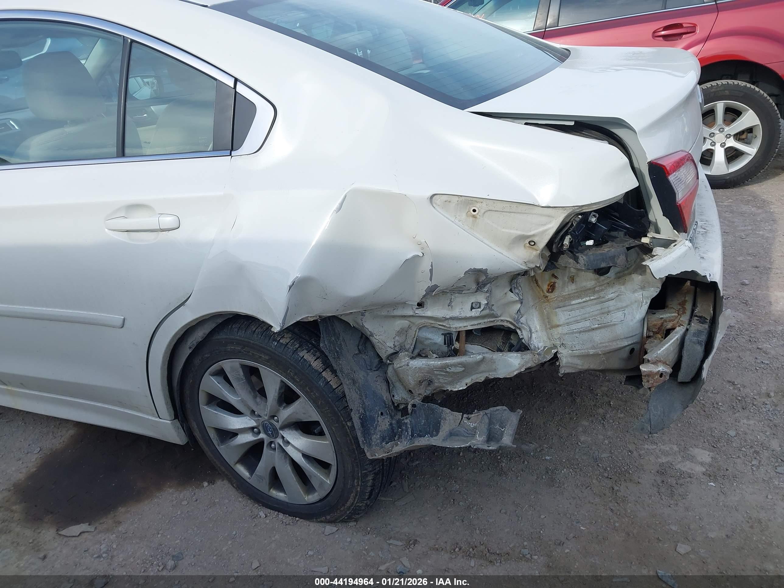 SUBARU LEGACY image 6