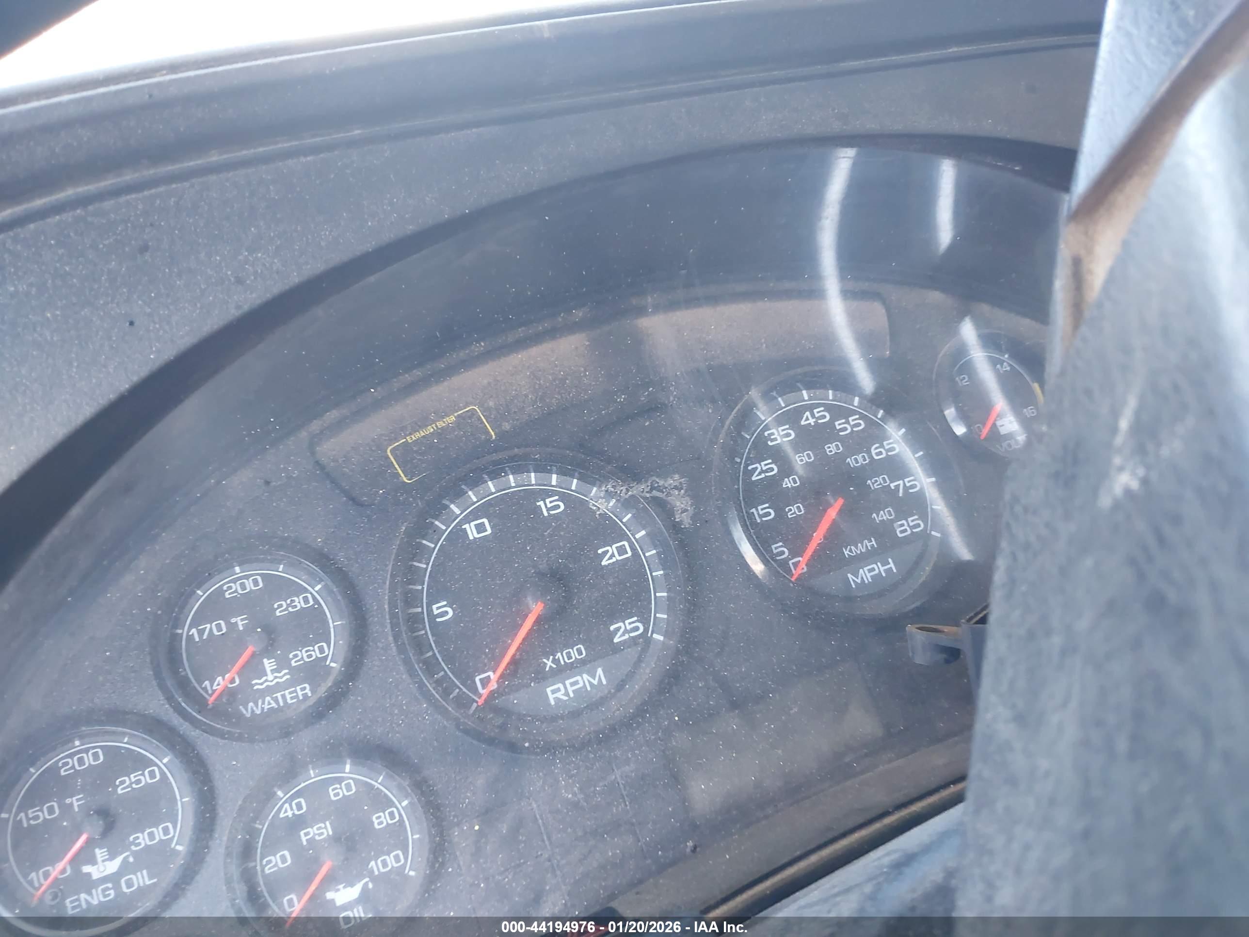 INTERNATIONAL PROSTAR image 6