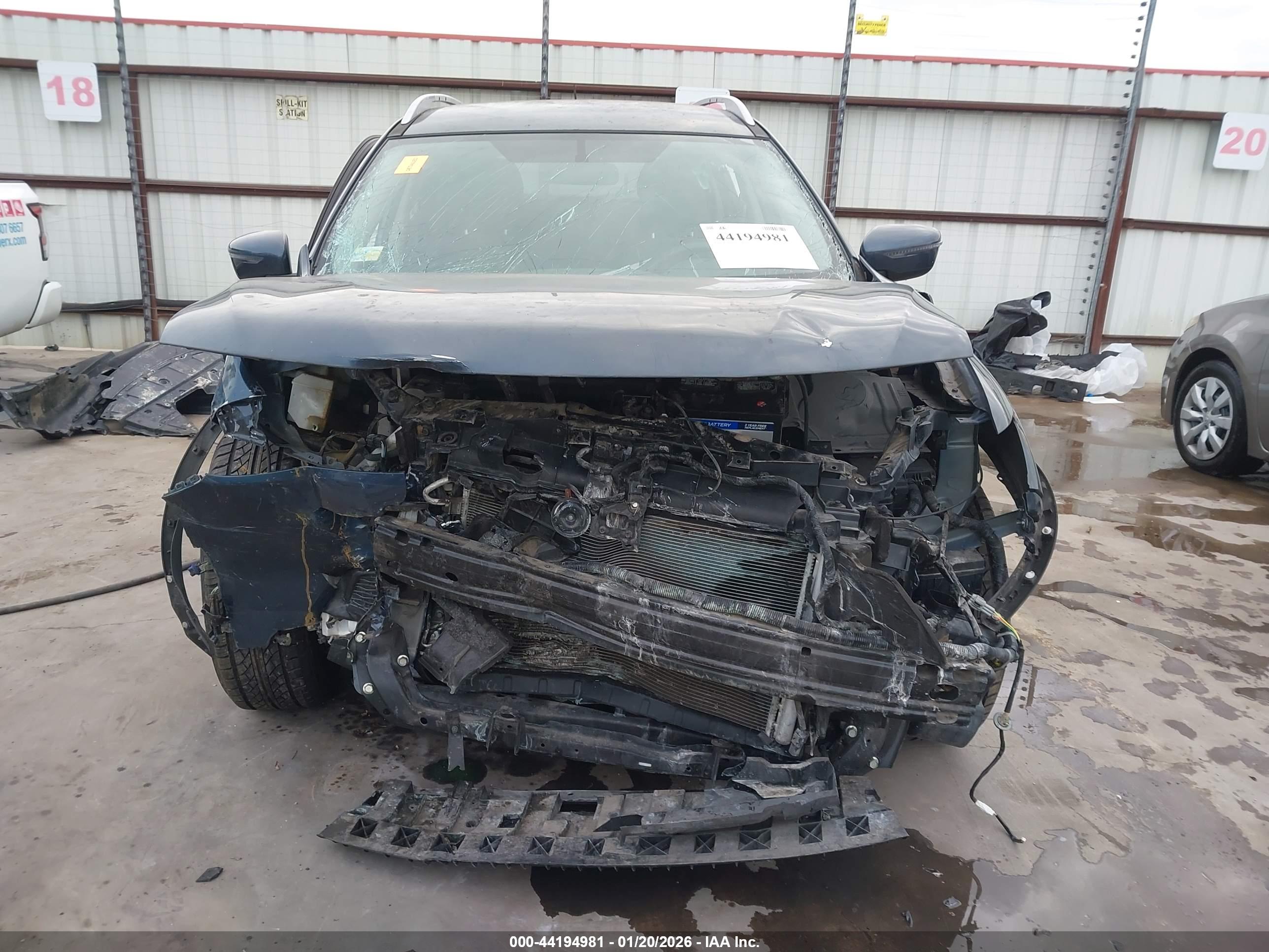 NISSAN ROGUE image 6