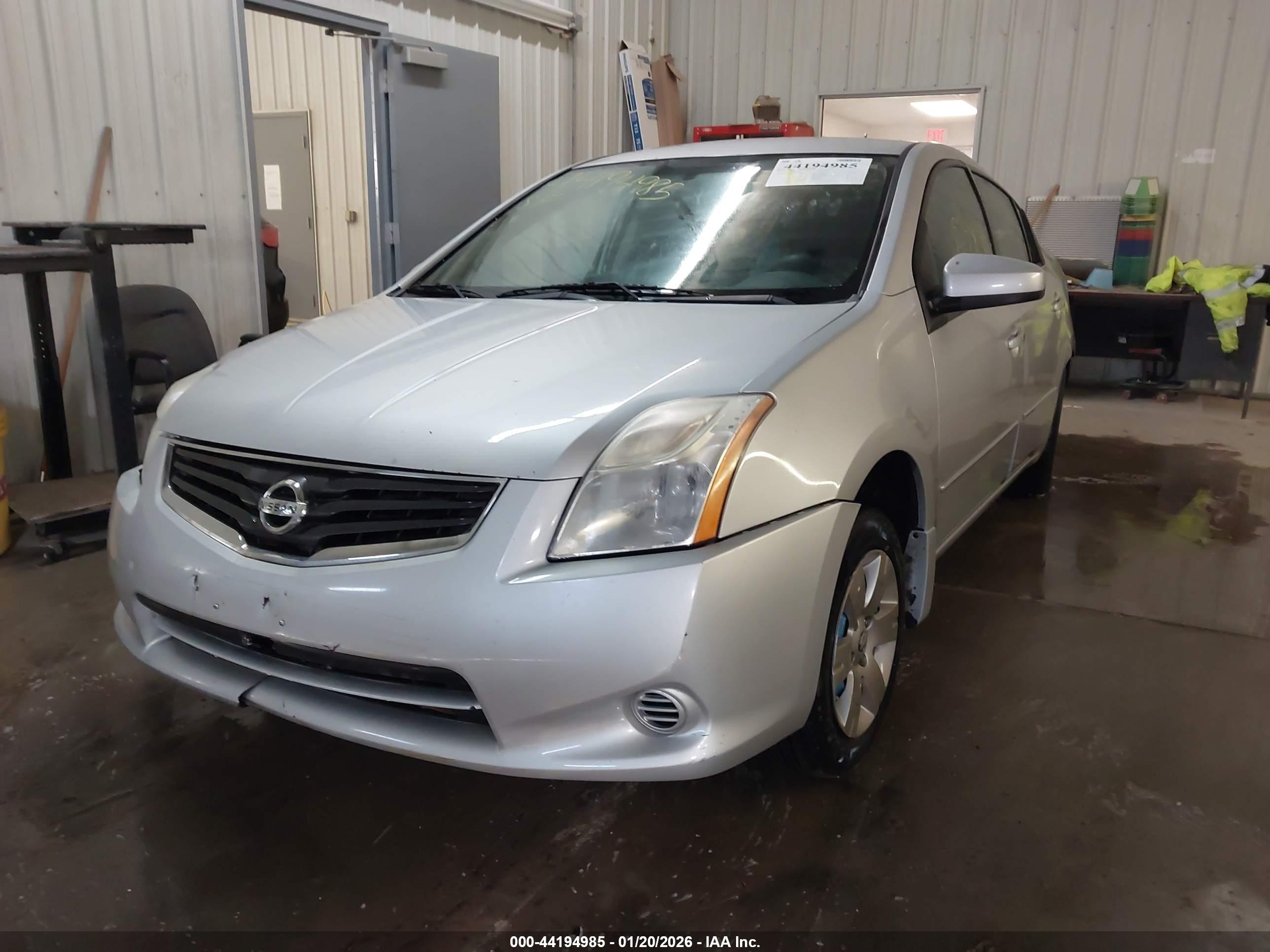 NISSAN SENTRA image 2
