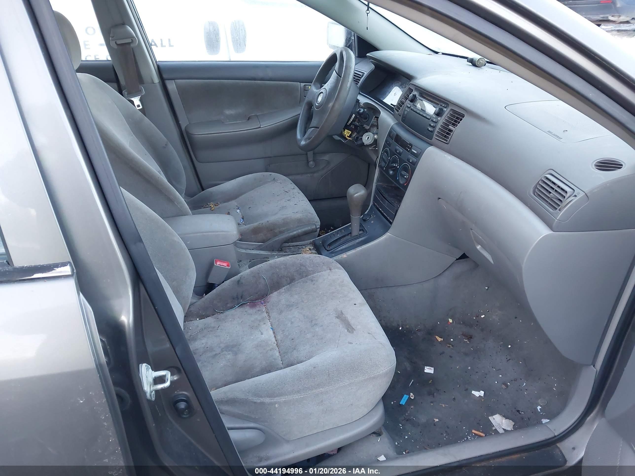 TOYOTA COROLLA image 5