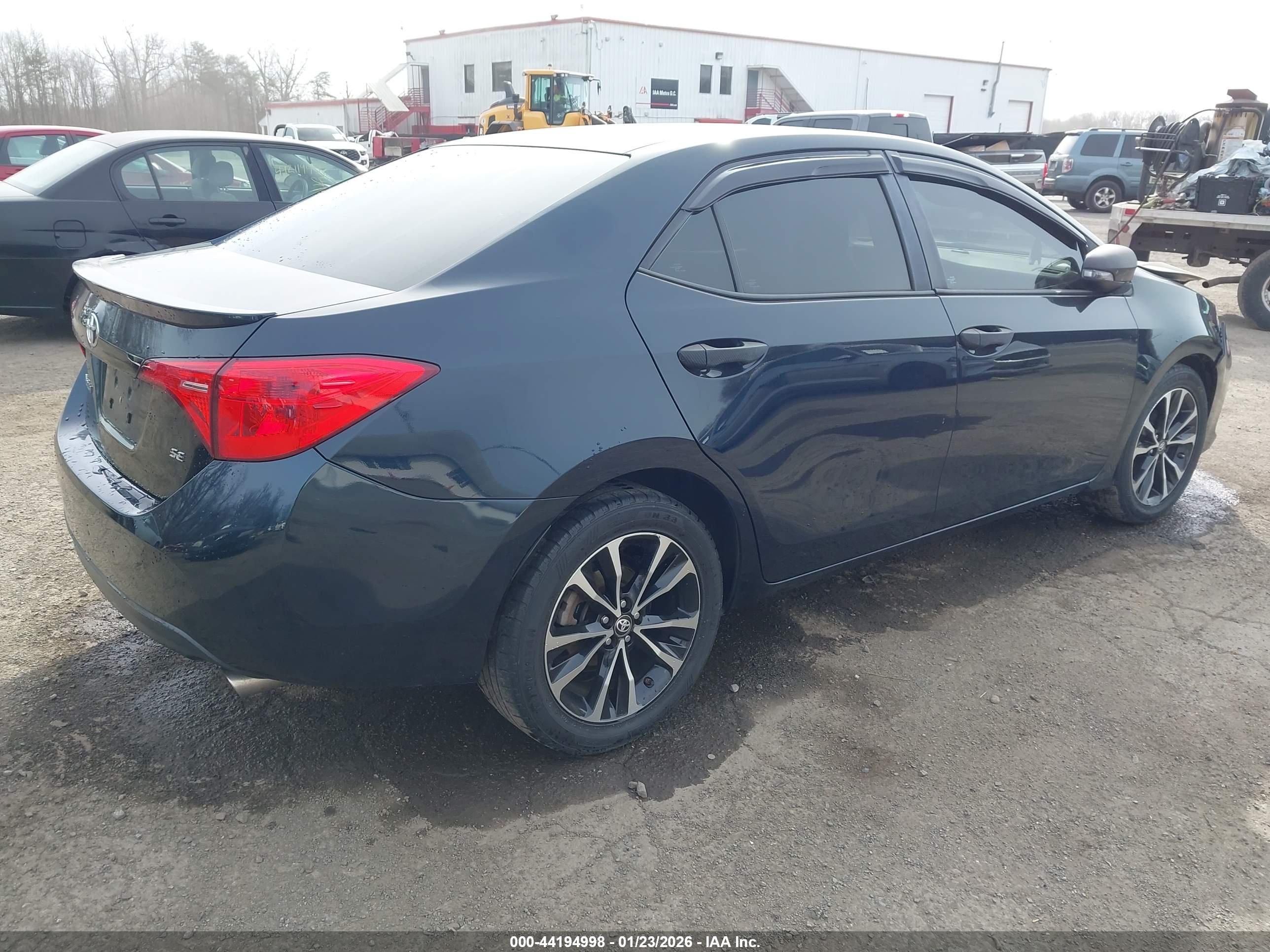 TOYOTA COROLLA image 4