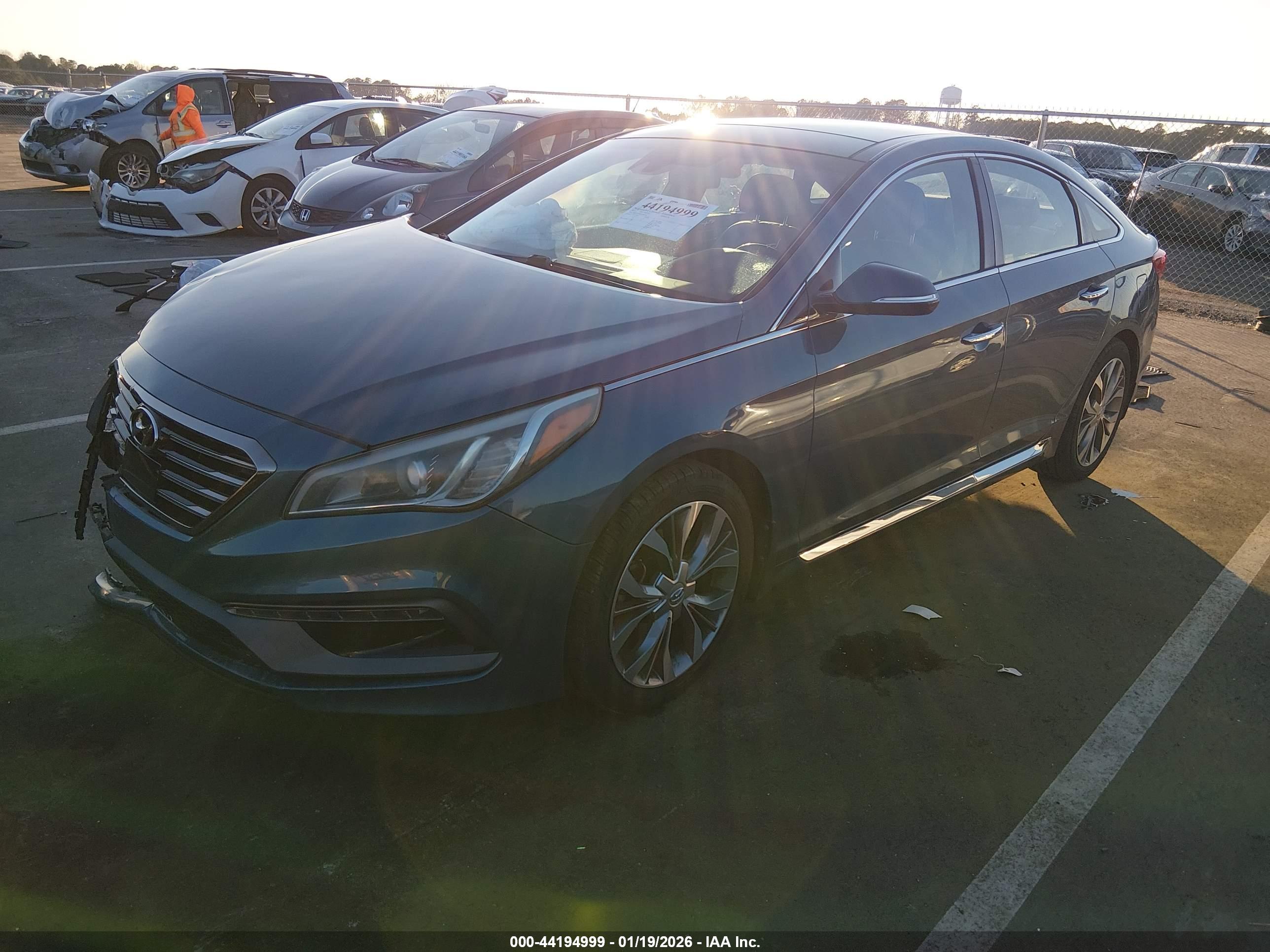 HYUNDAI SONATA image 2