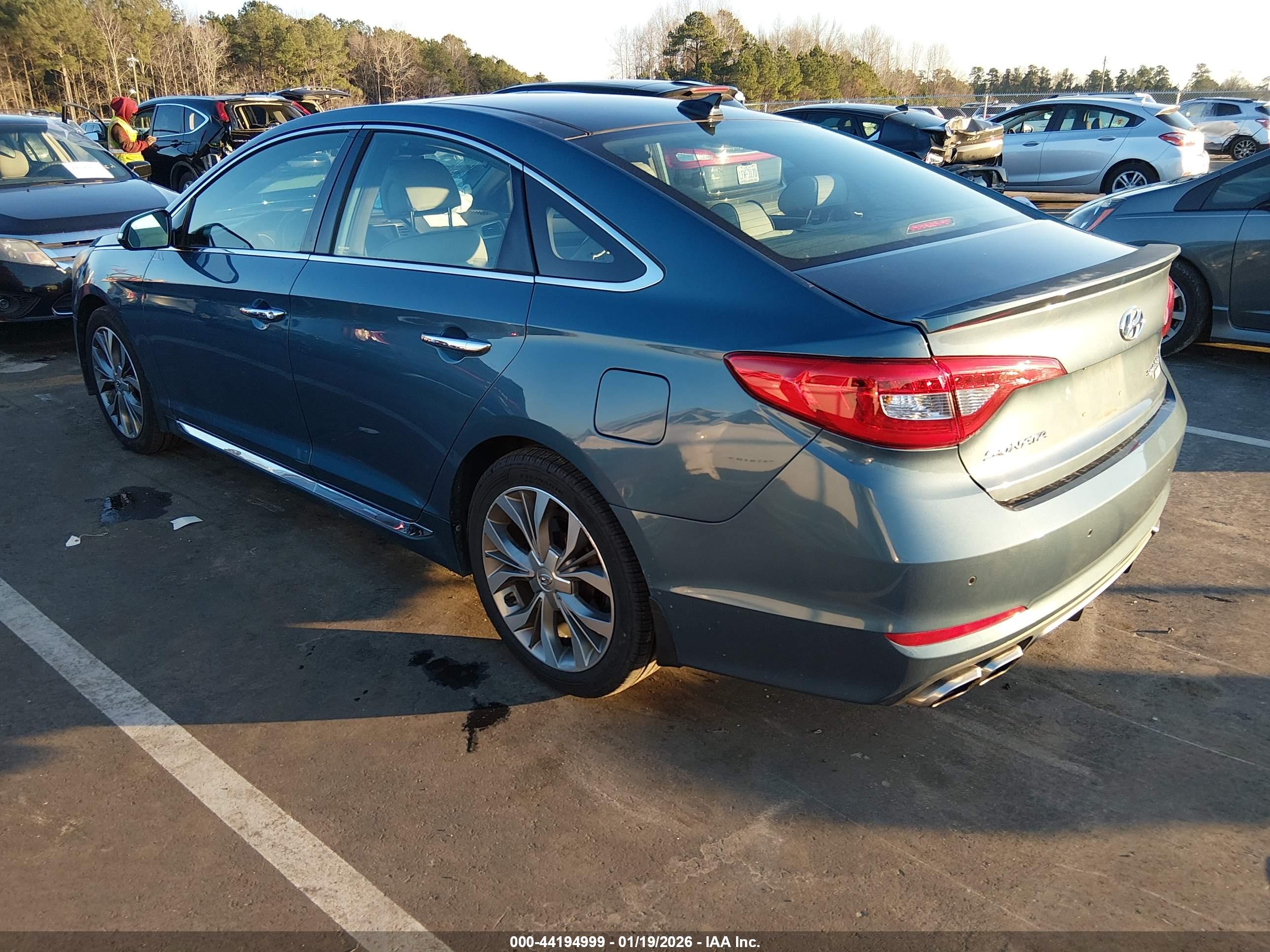 HYUNDAI SONATA image 3