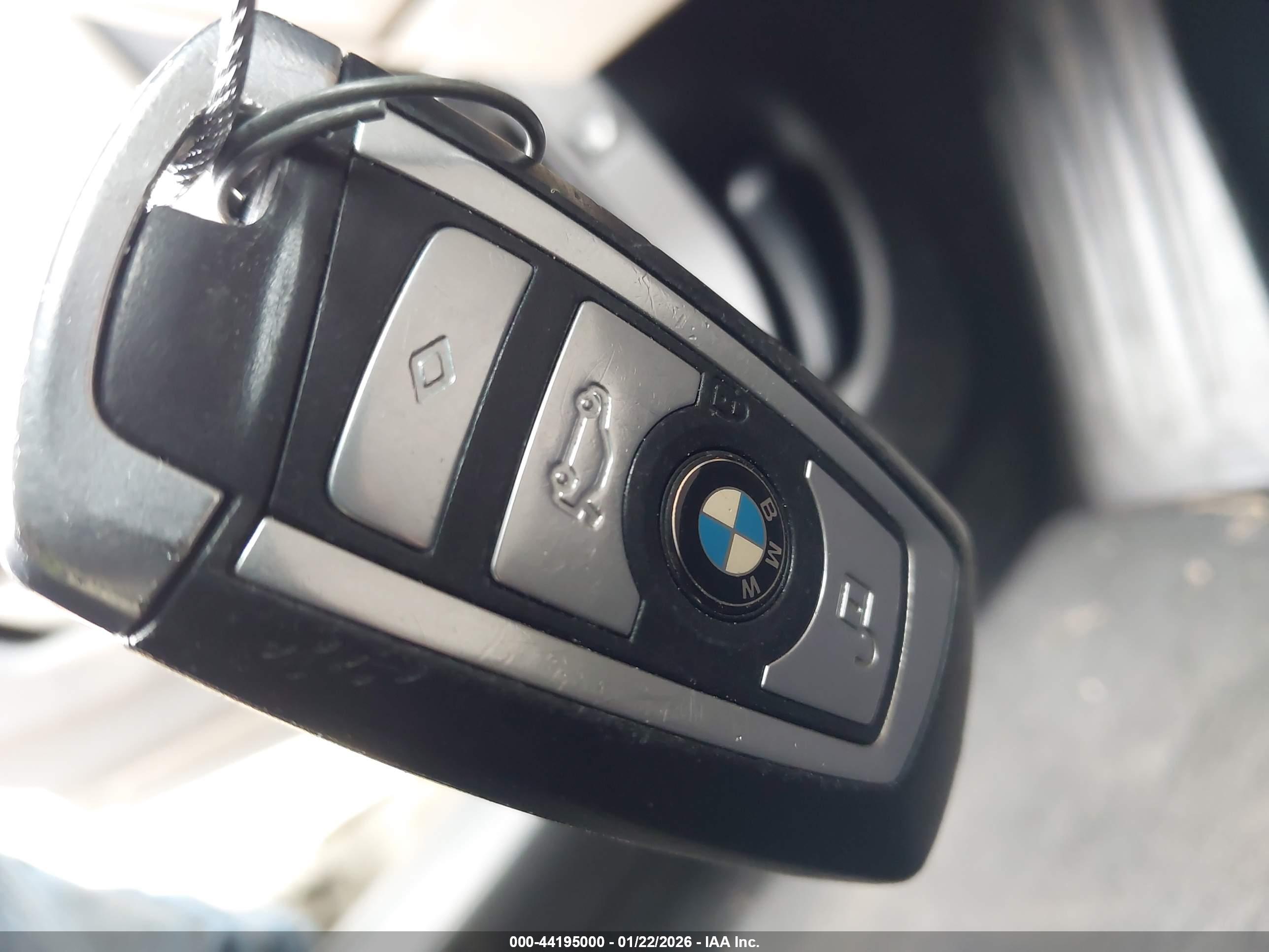 BMW 750LI image 11