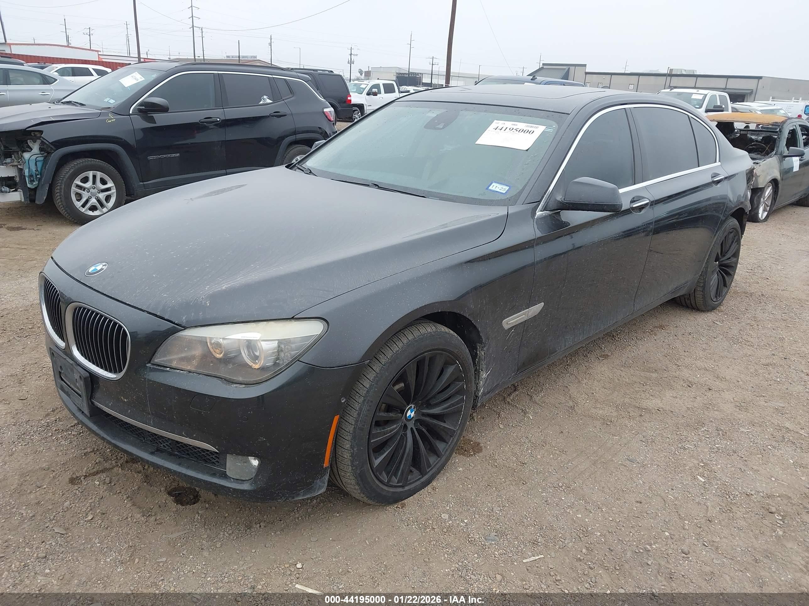 BMW 750LI image 2