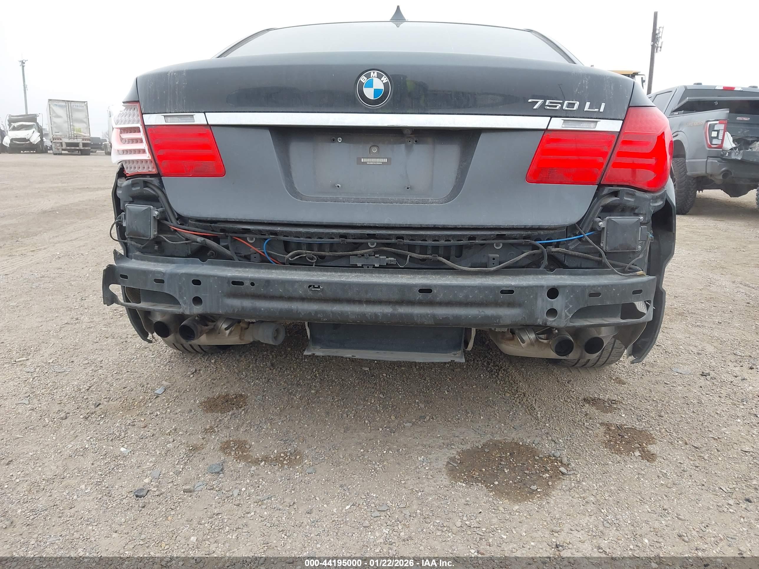 BMW 750LI image 6