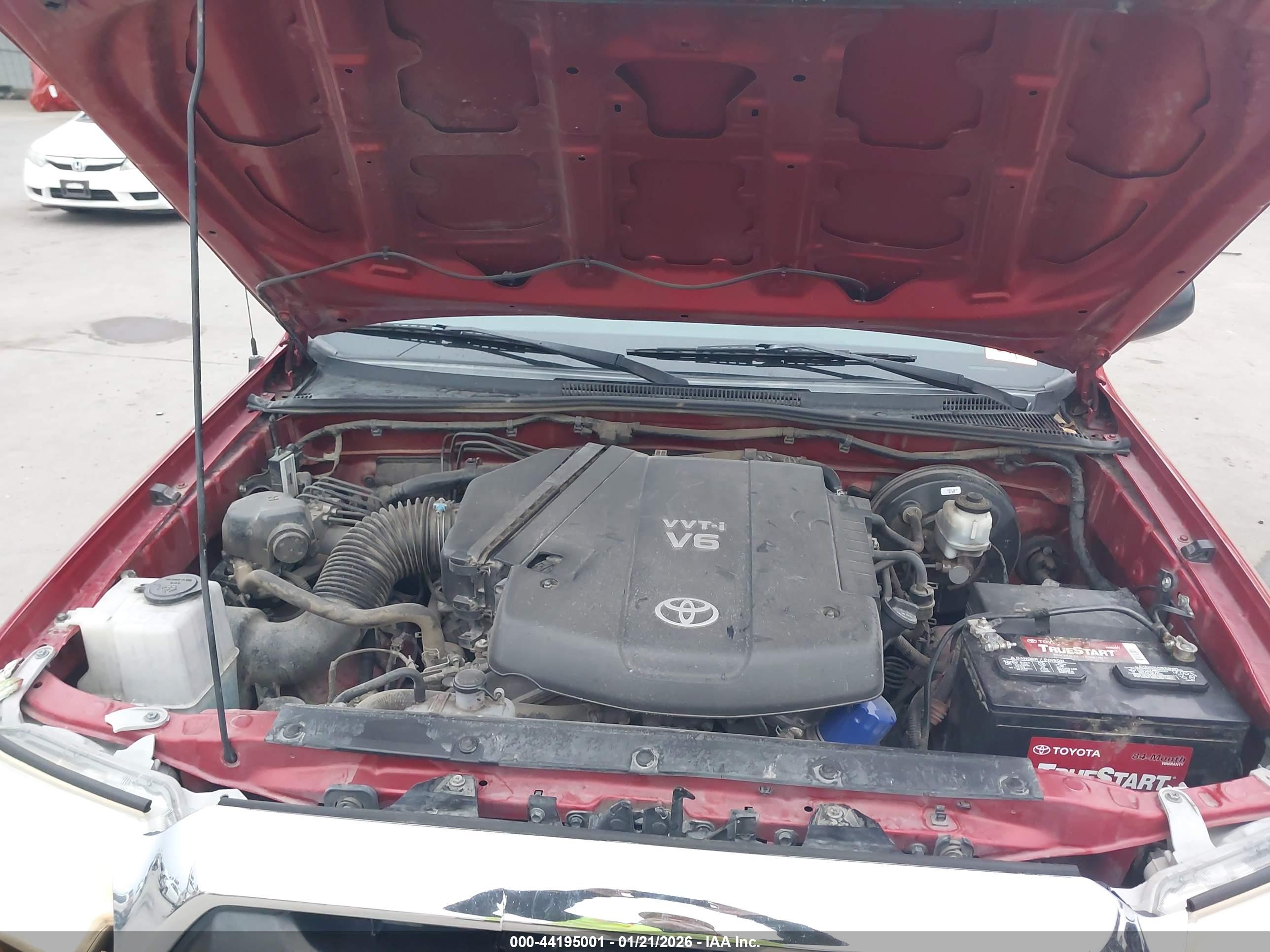 TOYOTA TACOMA image 10