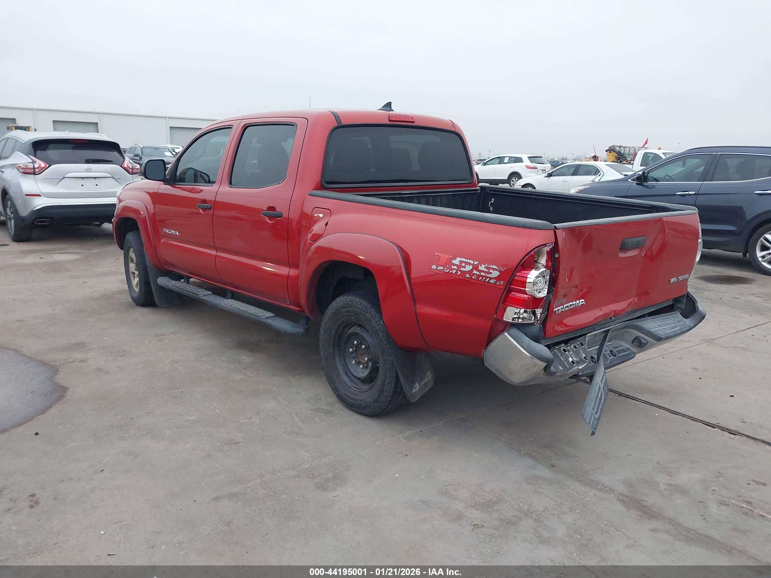 TOYOTA TACOMA image 3