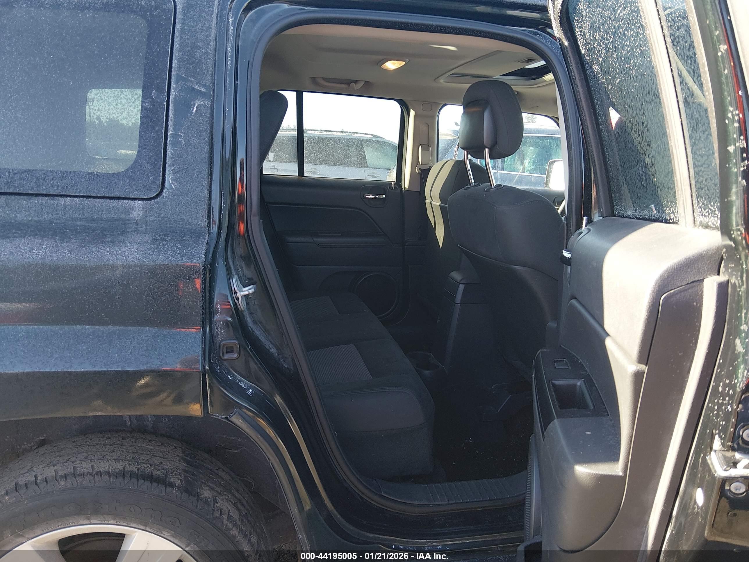 JEEP PATRIOT image 8