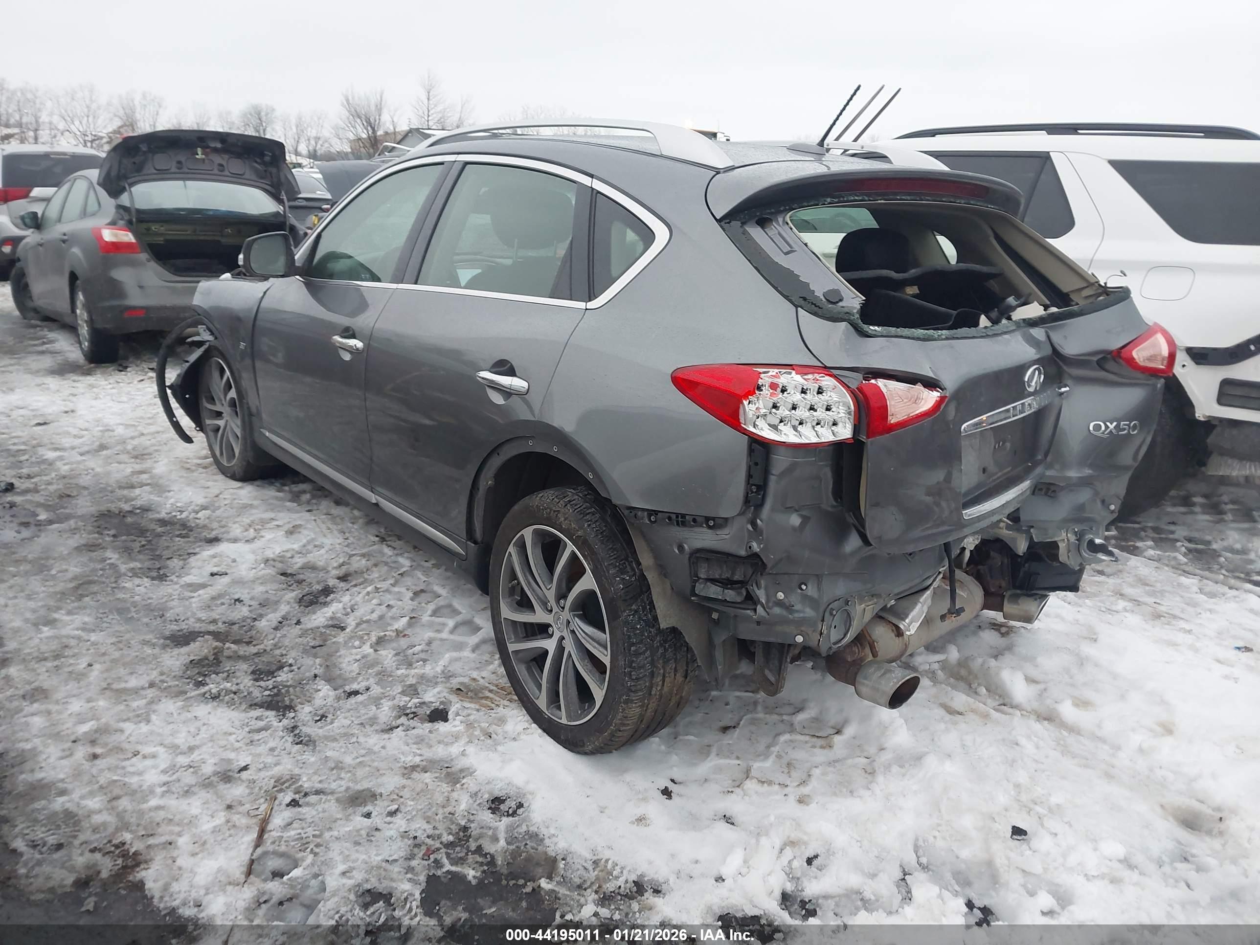 INFINITI QX50 image 3